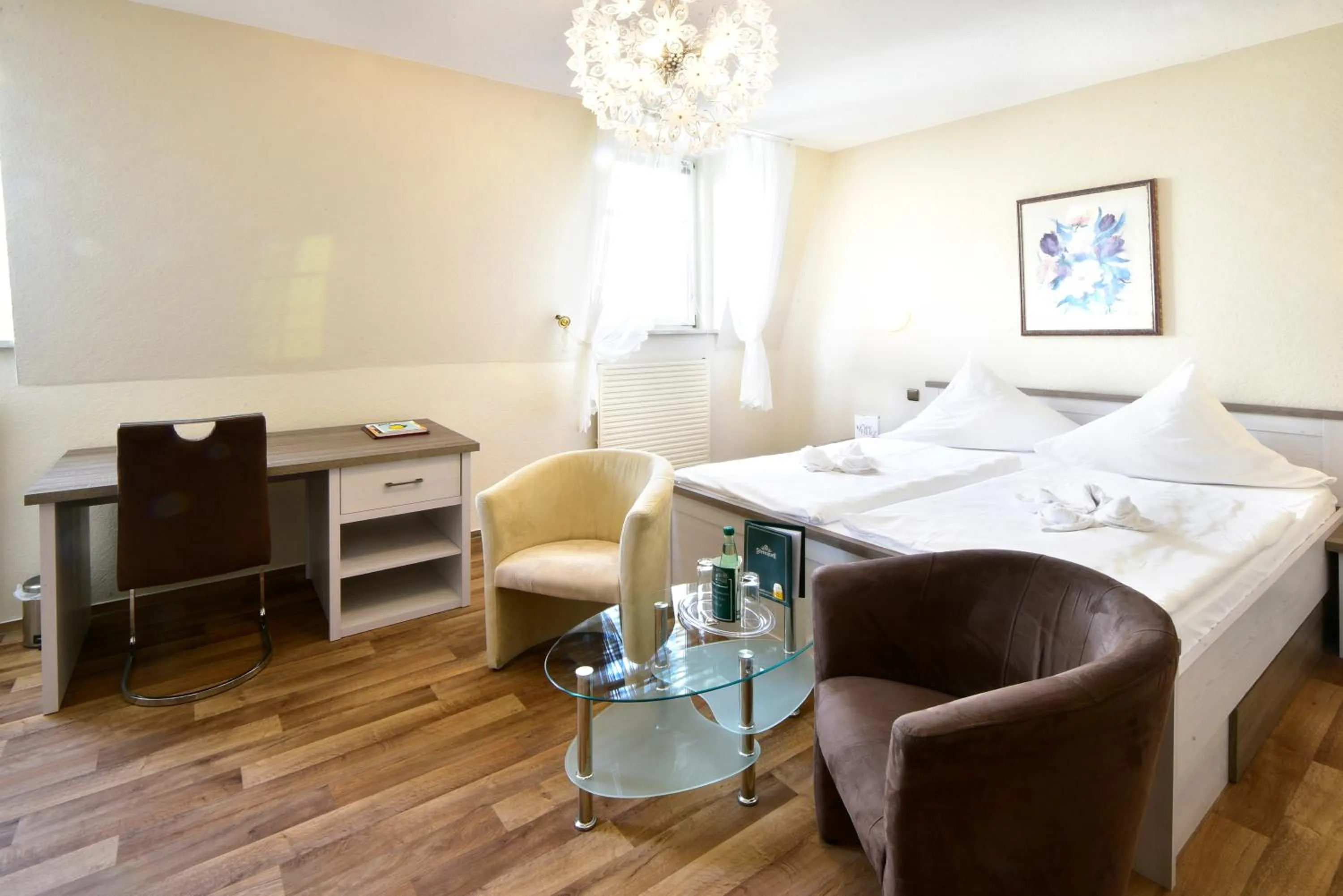 Photo of the whole room, Bed in Hotel Alexandra