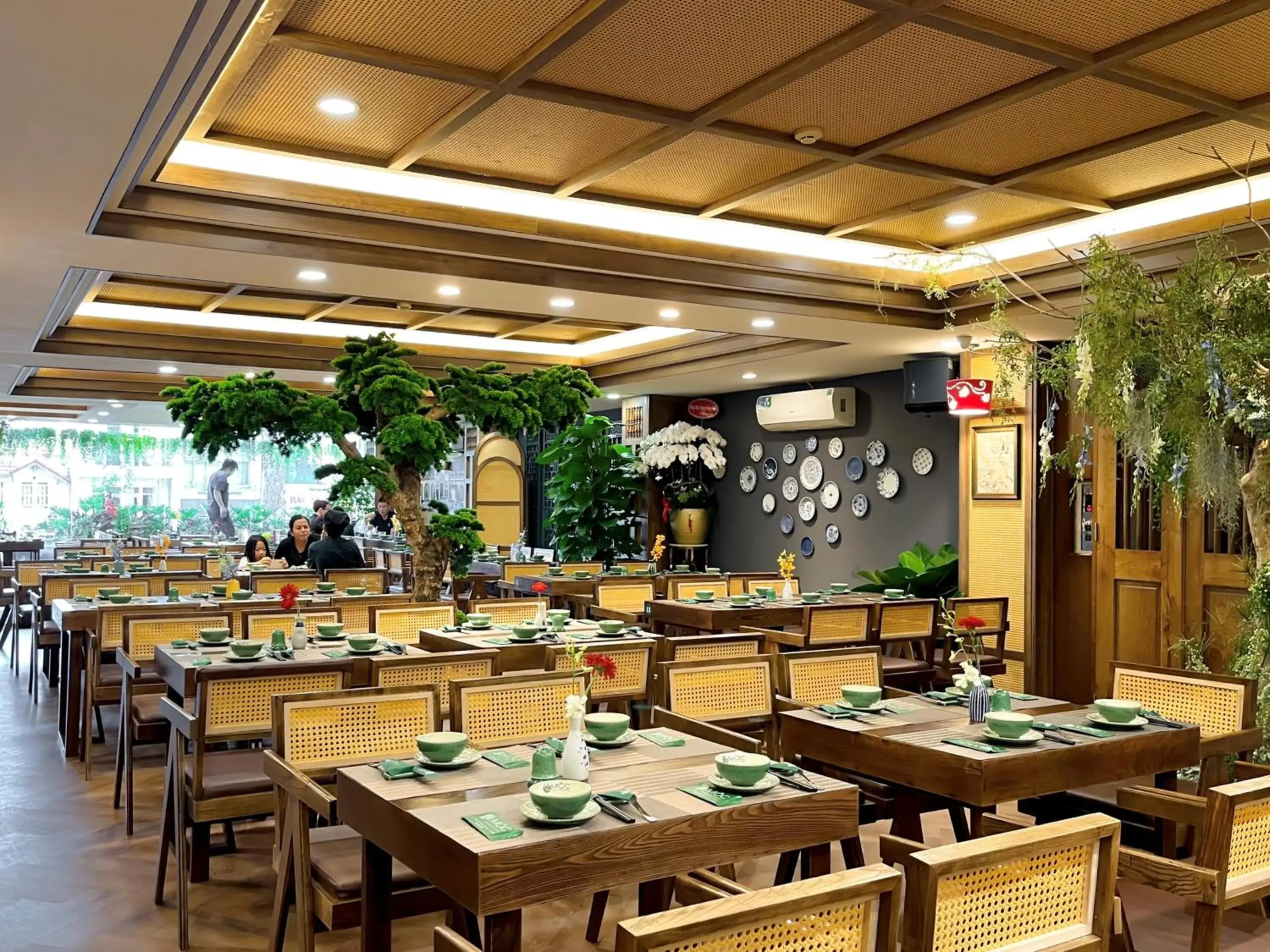 Restaurant/places to eat in Happy Life Green Hotel Restaurant/places to eat in Happy Life Green Hotel