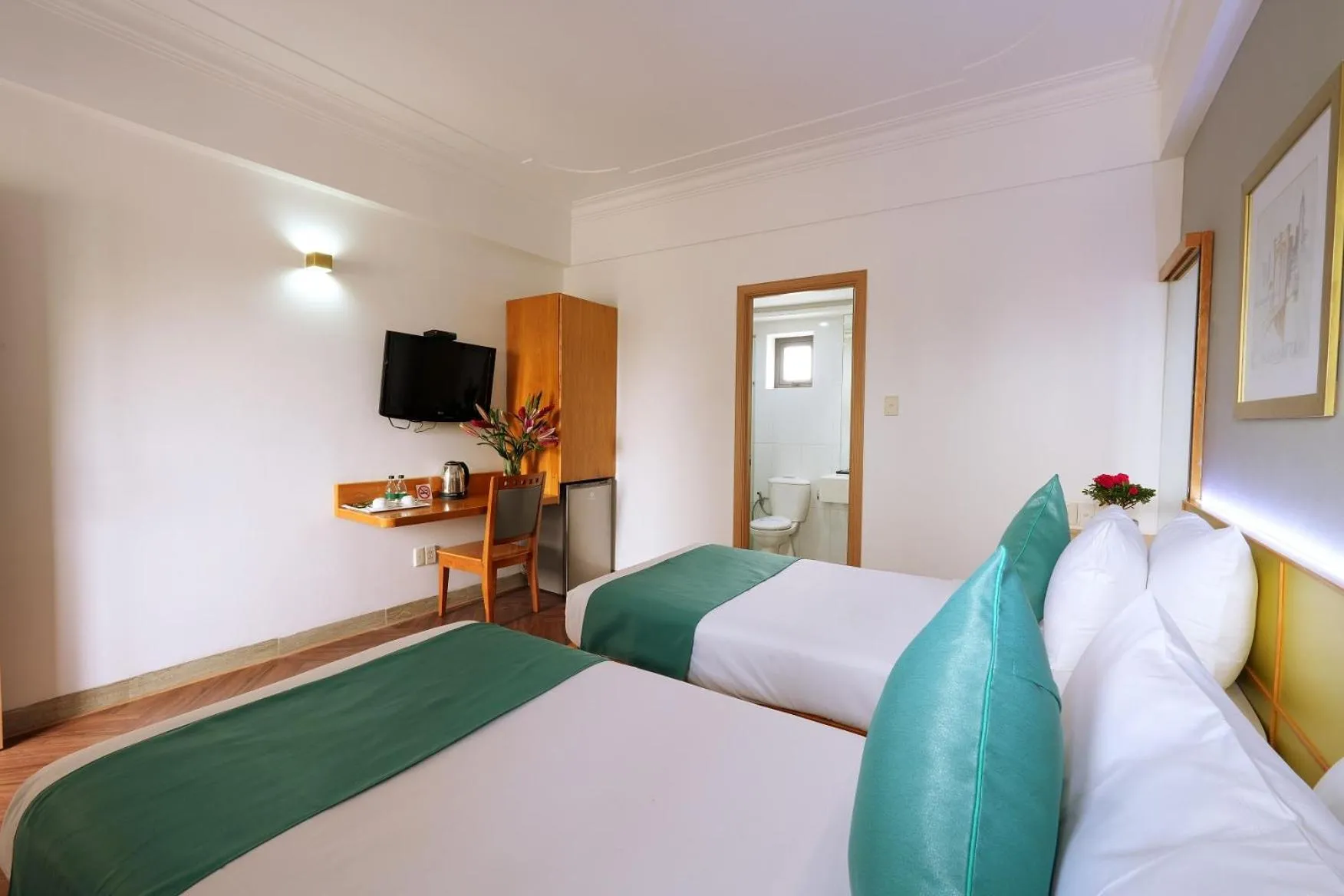 Bedroom, Bed in Happy Life Green Hotel