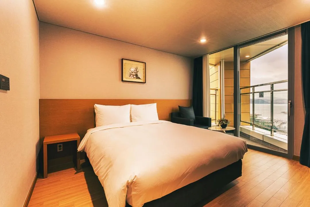 Bed in Kwangsu Hotel Haeundae