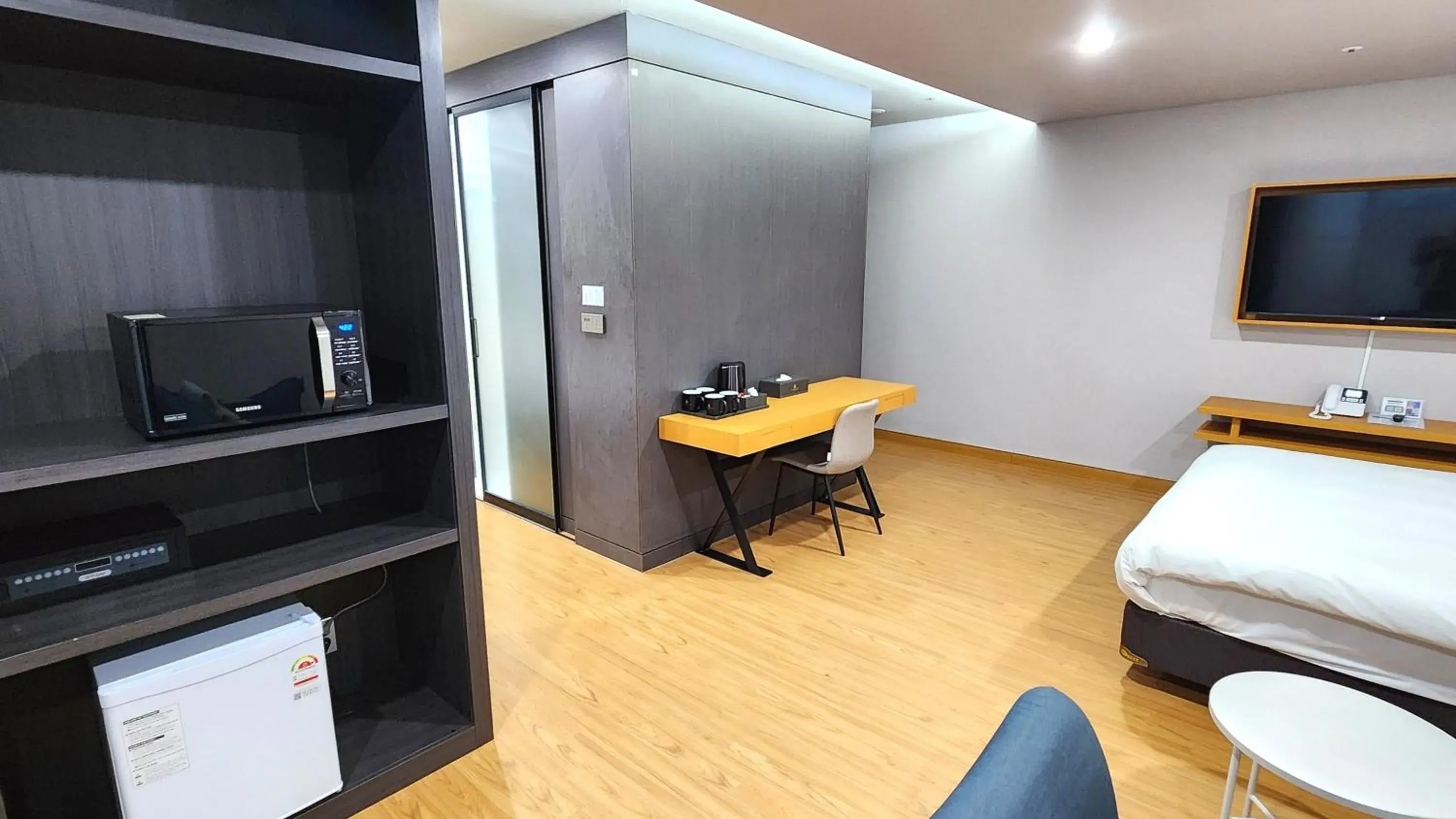 Photo of the whole room, Bed in Kwangsu Hotel Haeundae Photo of the whole room, Bed in Kwangsu Hotel Haeundae