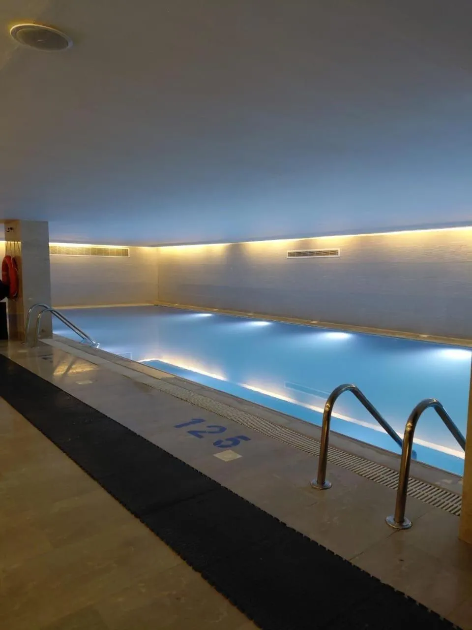 Swimming pool in Braira Al Yarmouk