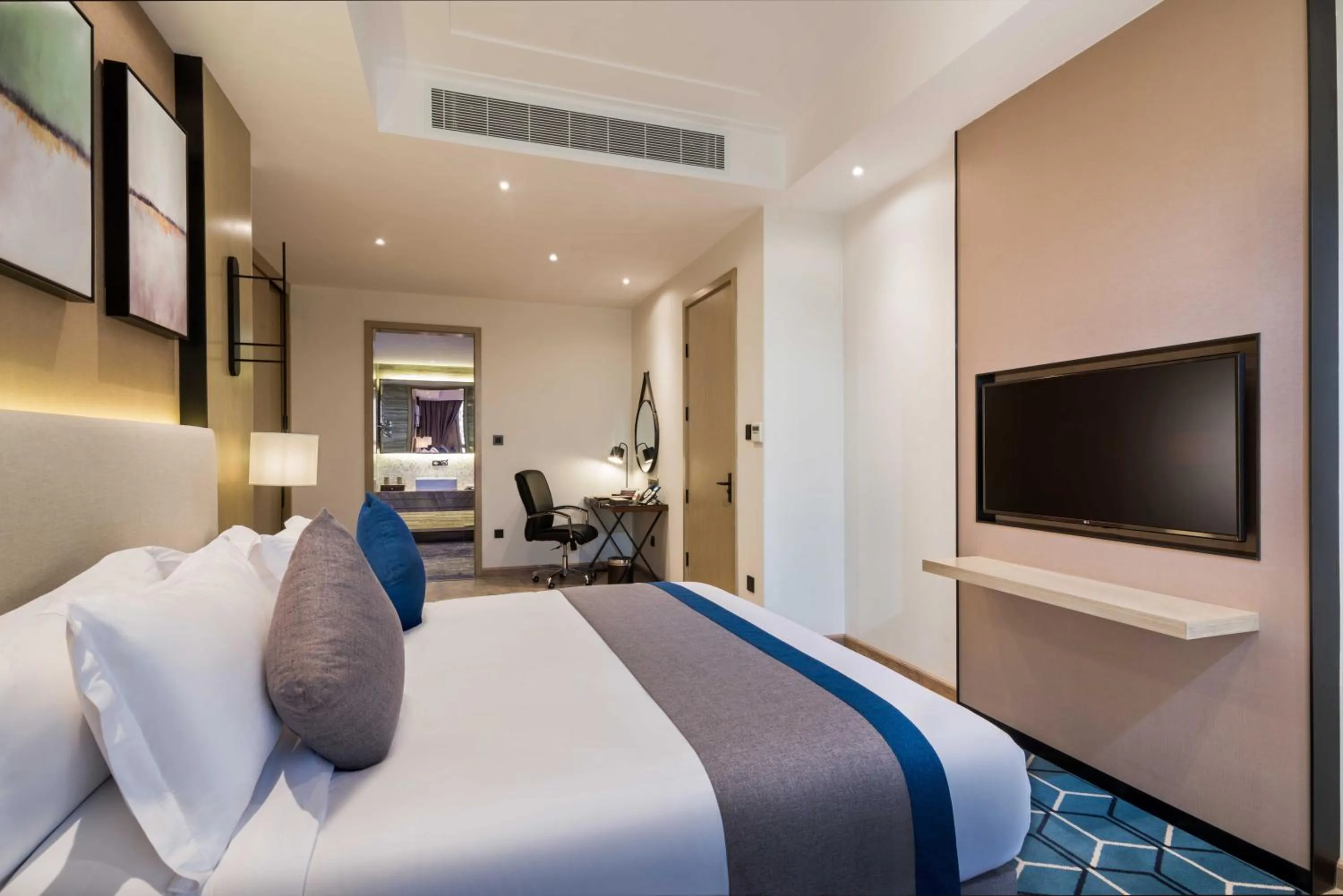 Photo of the whole room, Bed in Braira Al Yarmouk