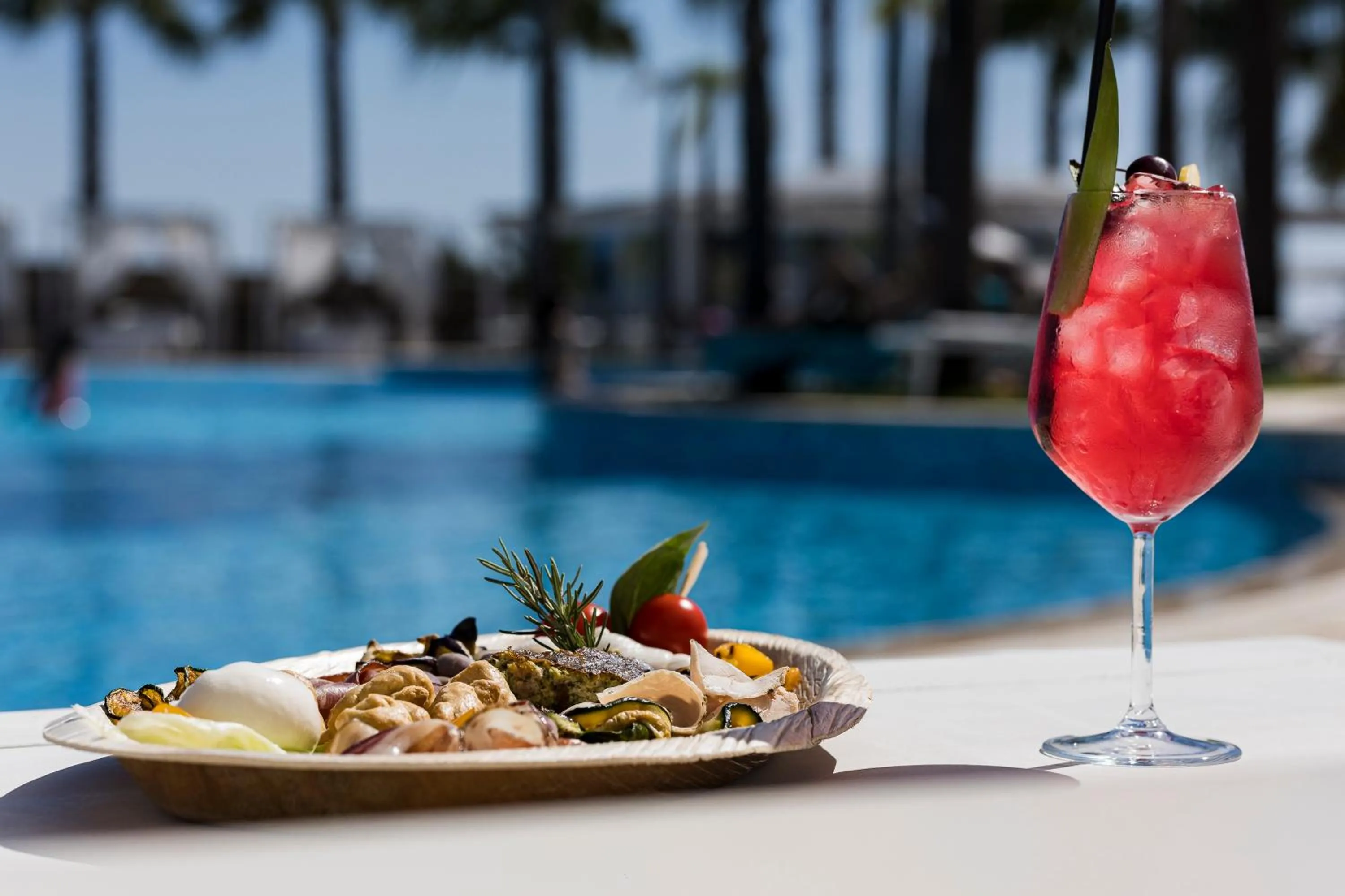 Alcoholic drinks in La Restuccia Masseria Urban - DiscoHotel