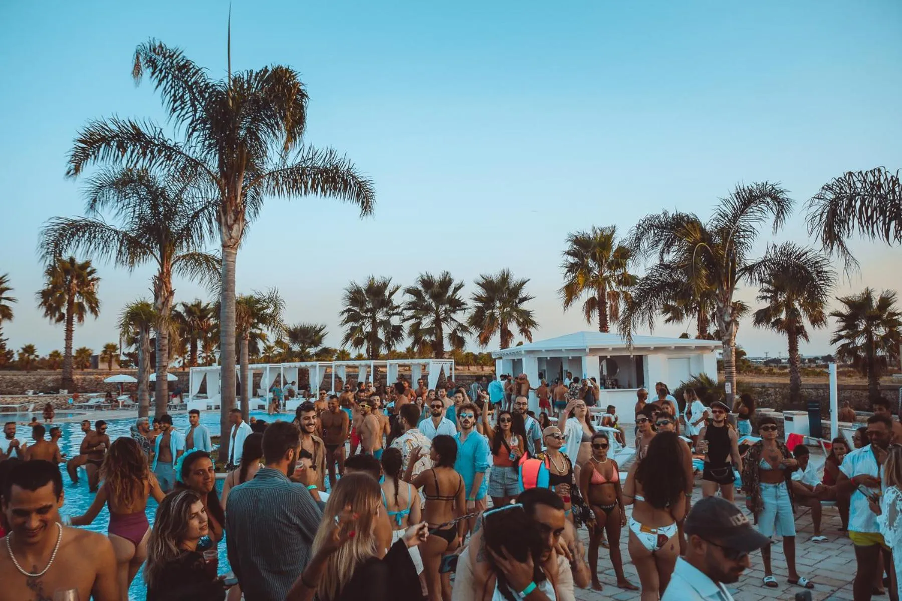 People in La Restuccia Masseria Urban - DiscoHotel