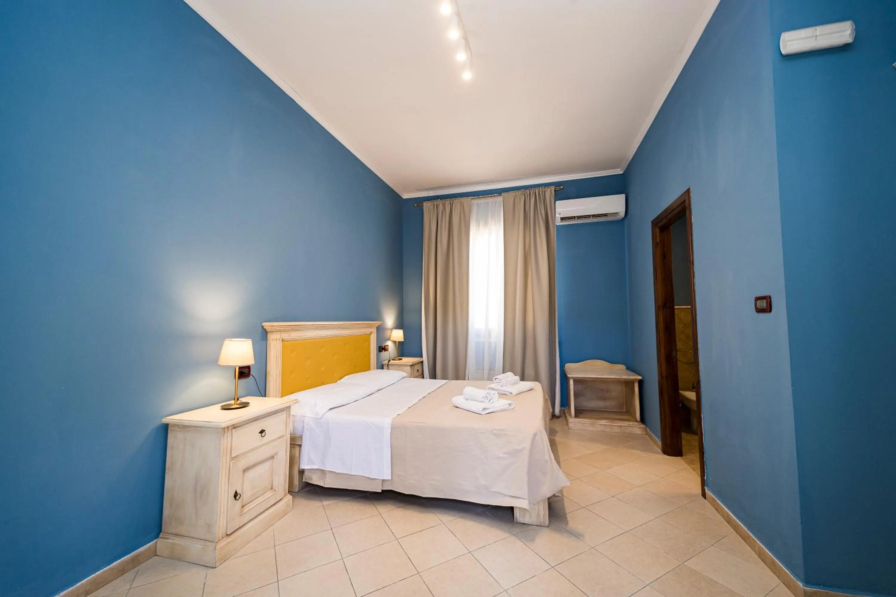 Bedroom, Bed in La Restuccia Masseria Urban - DiscoHotel