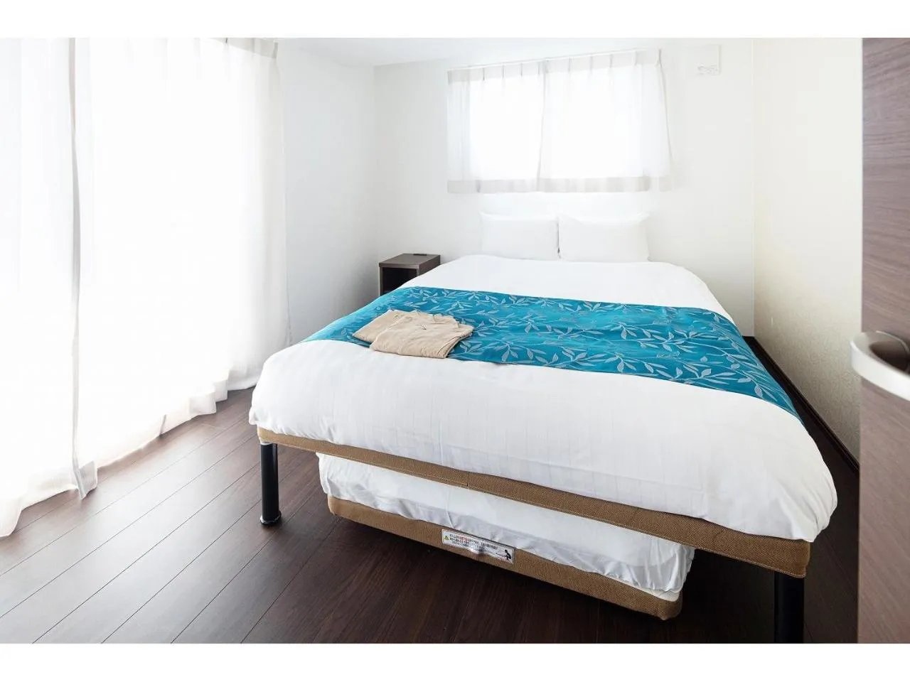 Bed in Coruscant Hotel NagasakiekiⅡ