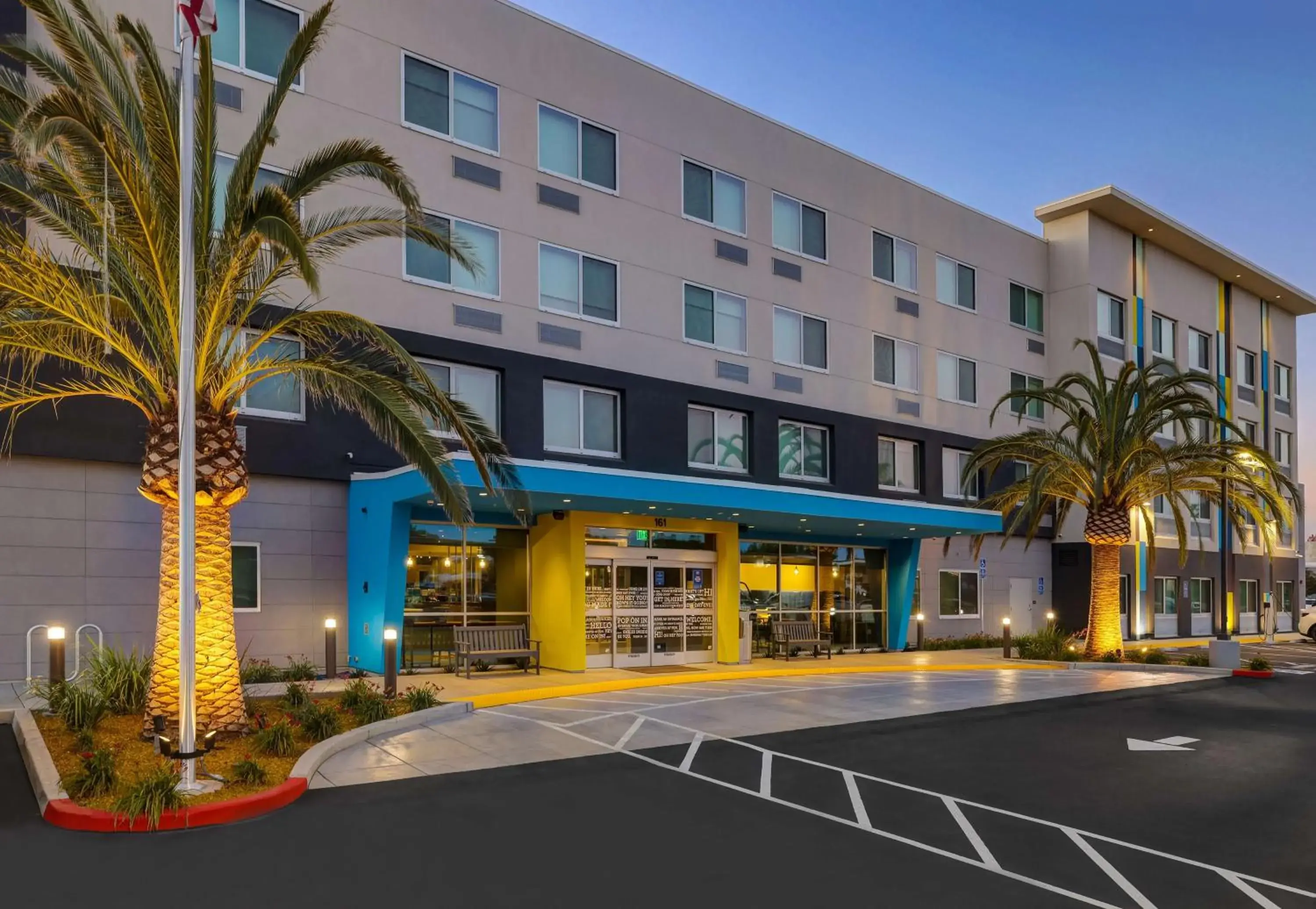 Property building in Tru By Hilton Lathrop Property building in Tru By Hilton Lathrop