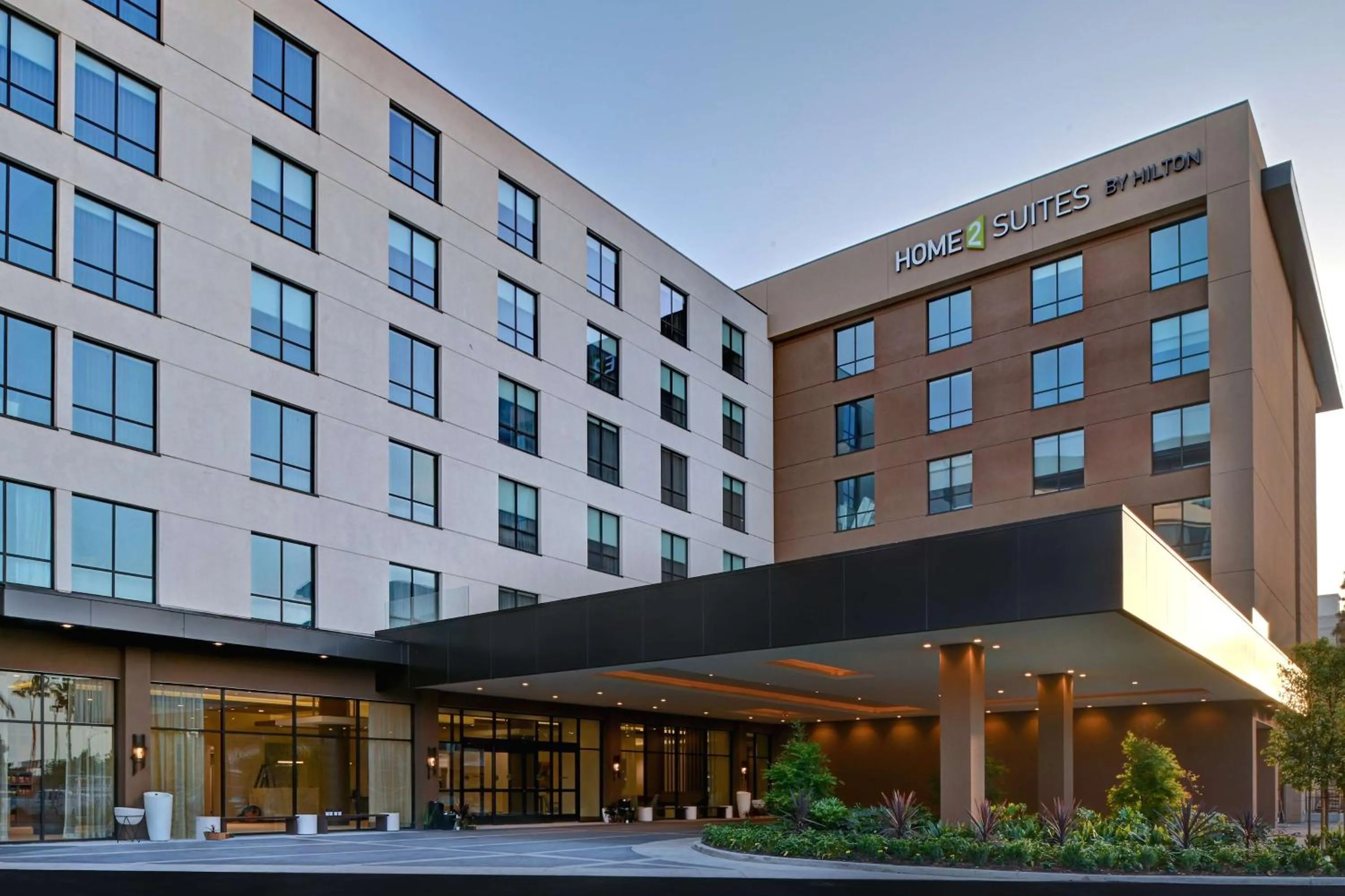 Property building in Hilton Garden Inn Anaheim Resort