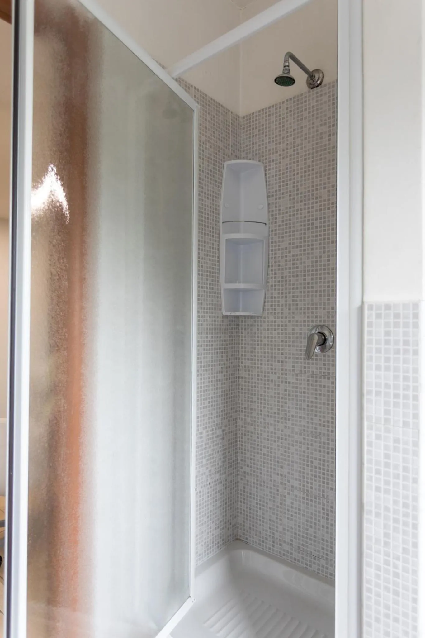 Shower in Residenza Conti