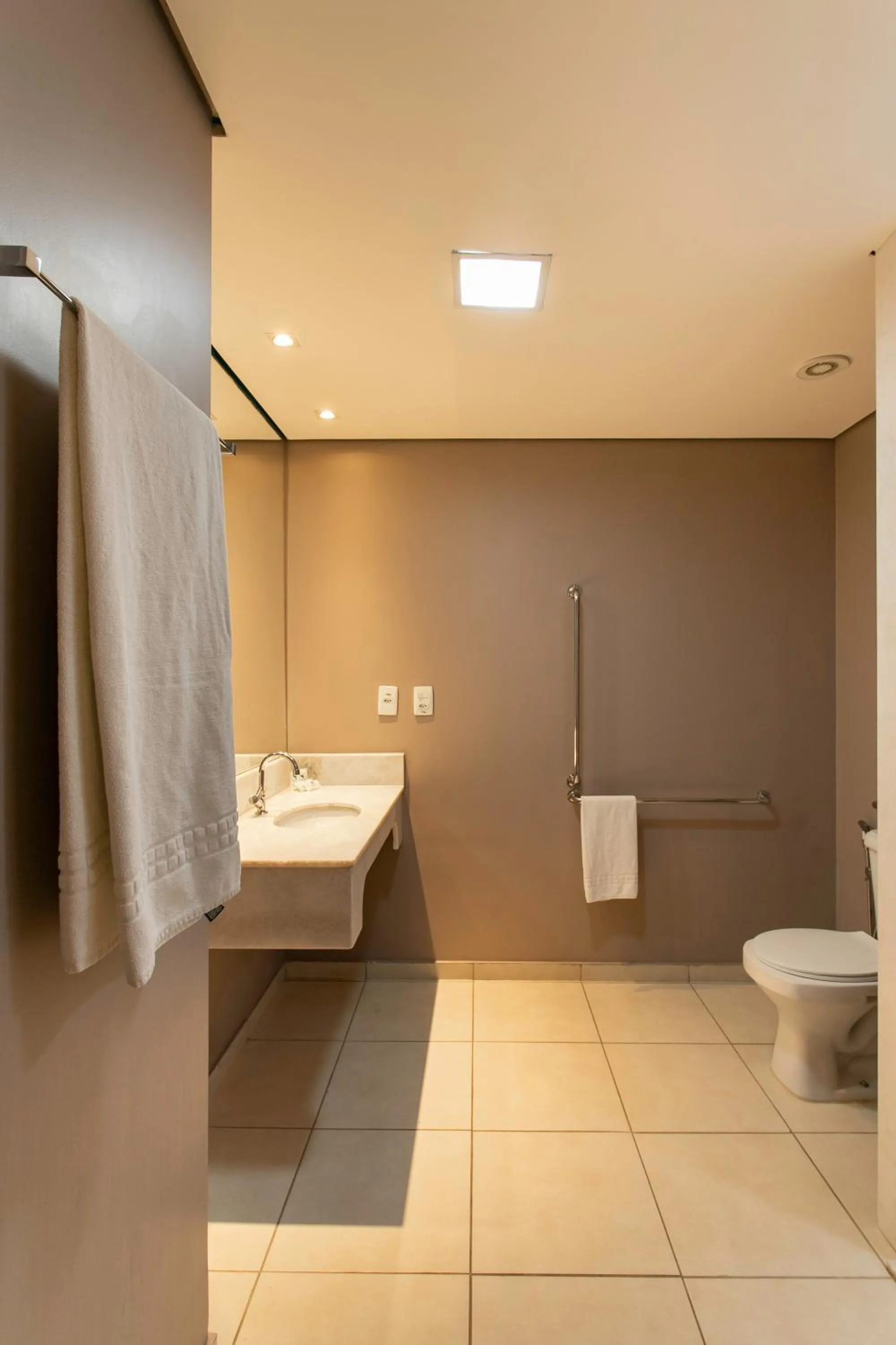 Bathroom in Suntory Hotel