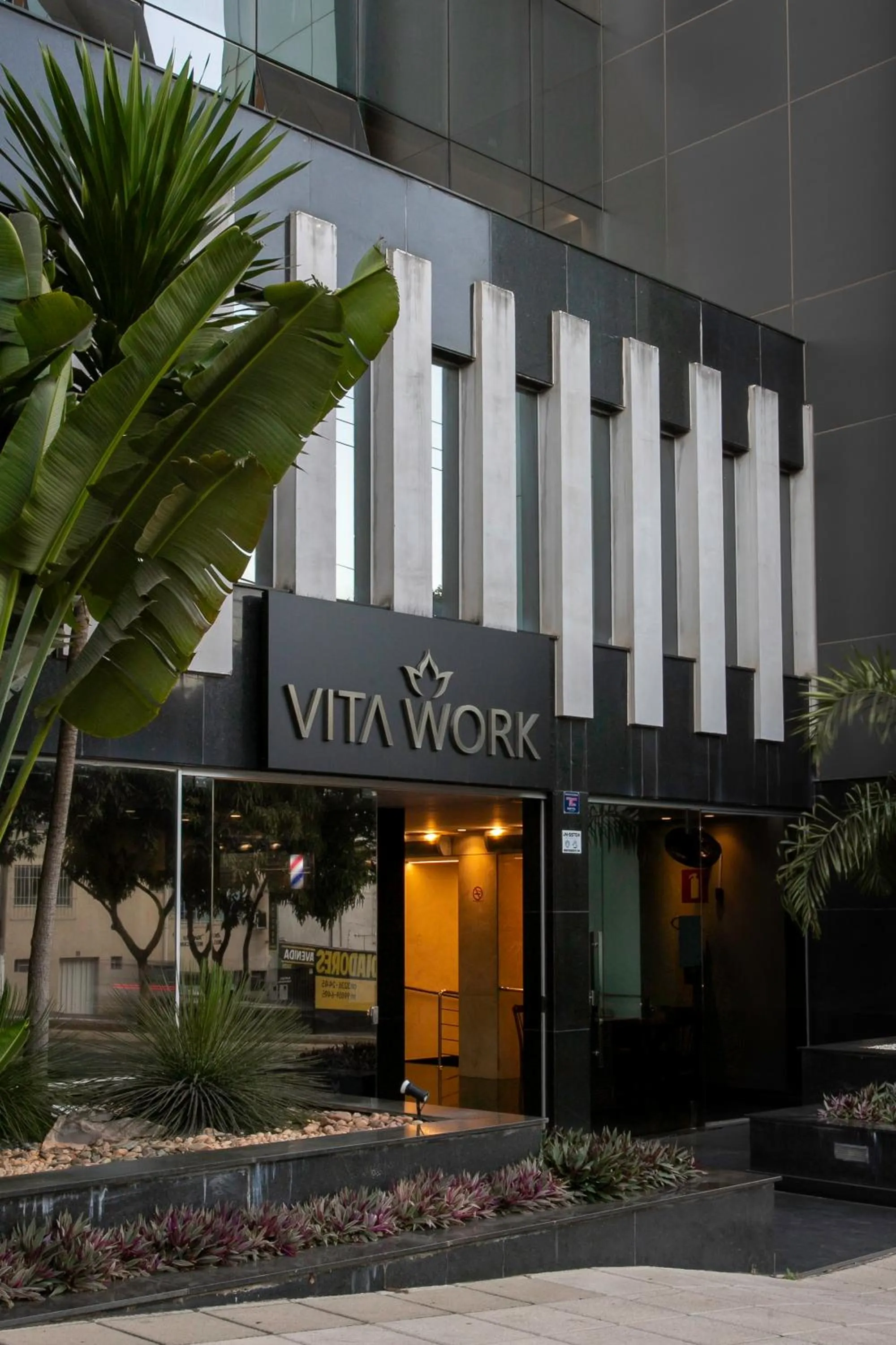 Facade/entrance in Suntory Hotel