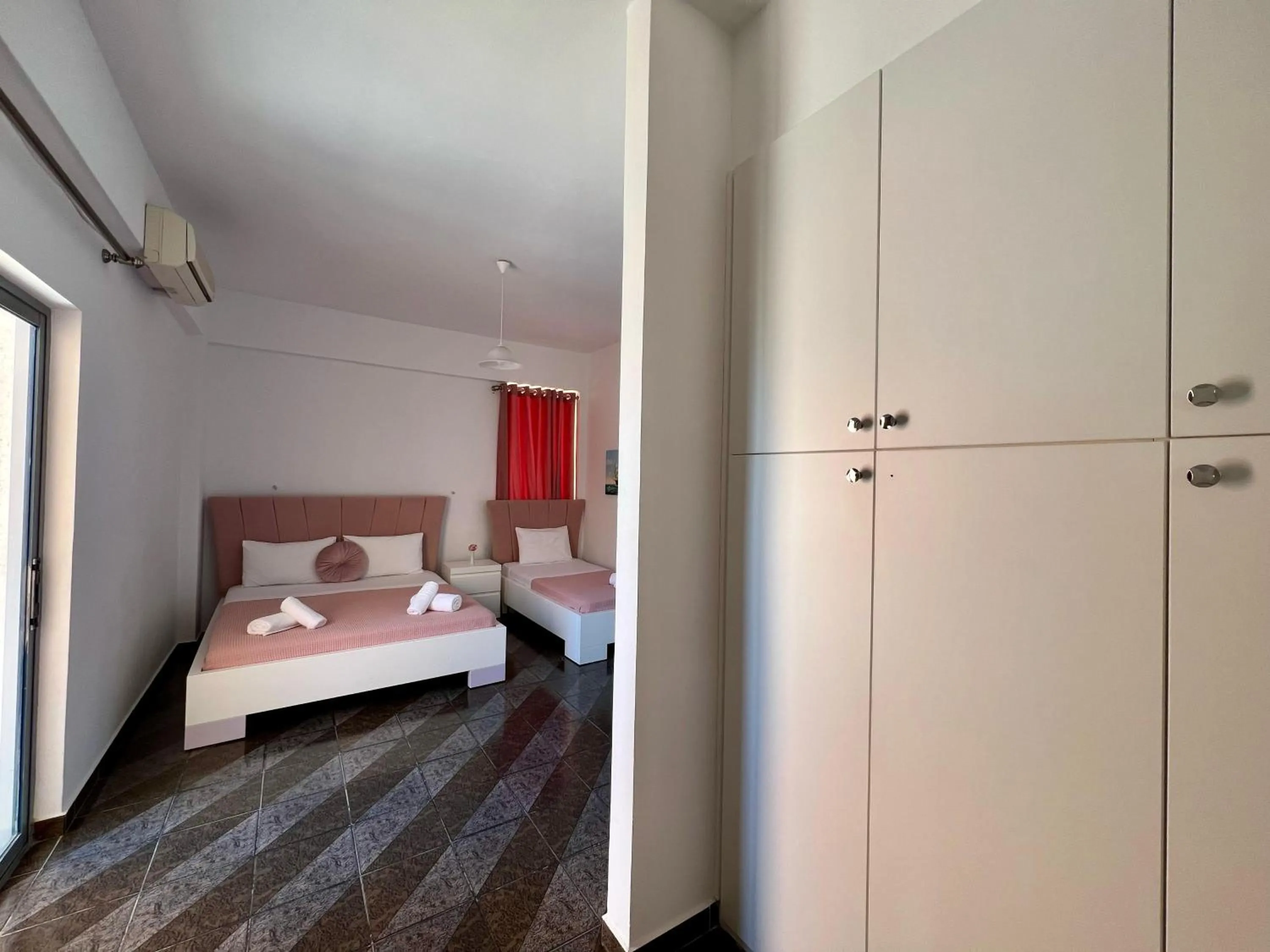 Bed in Hotel Oxhaku