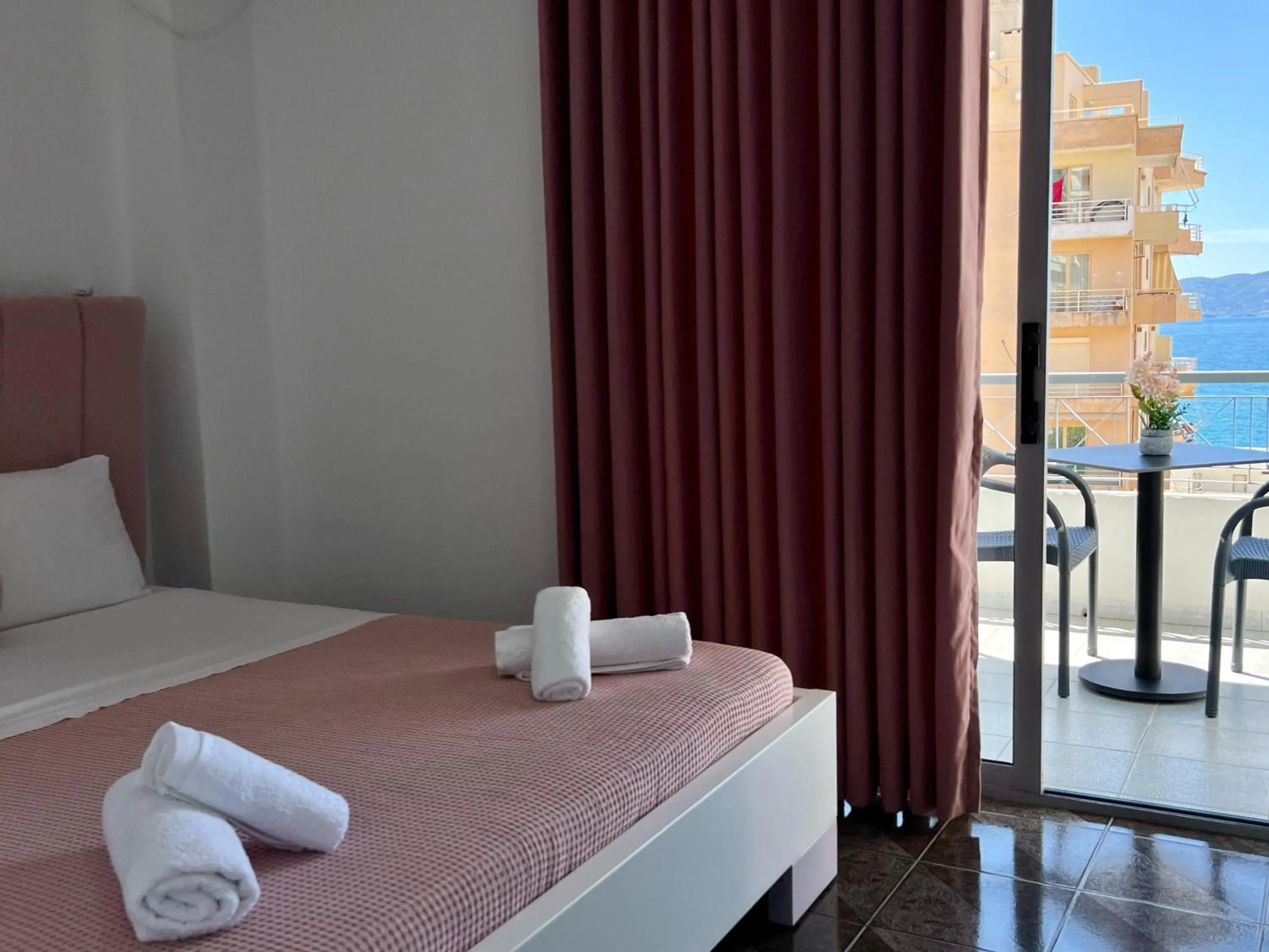 Bed in Hotel Oxhaku