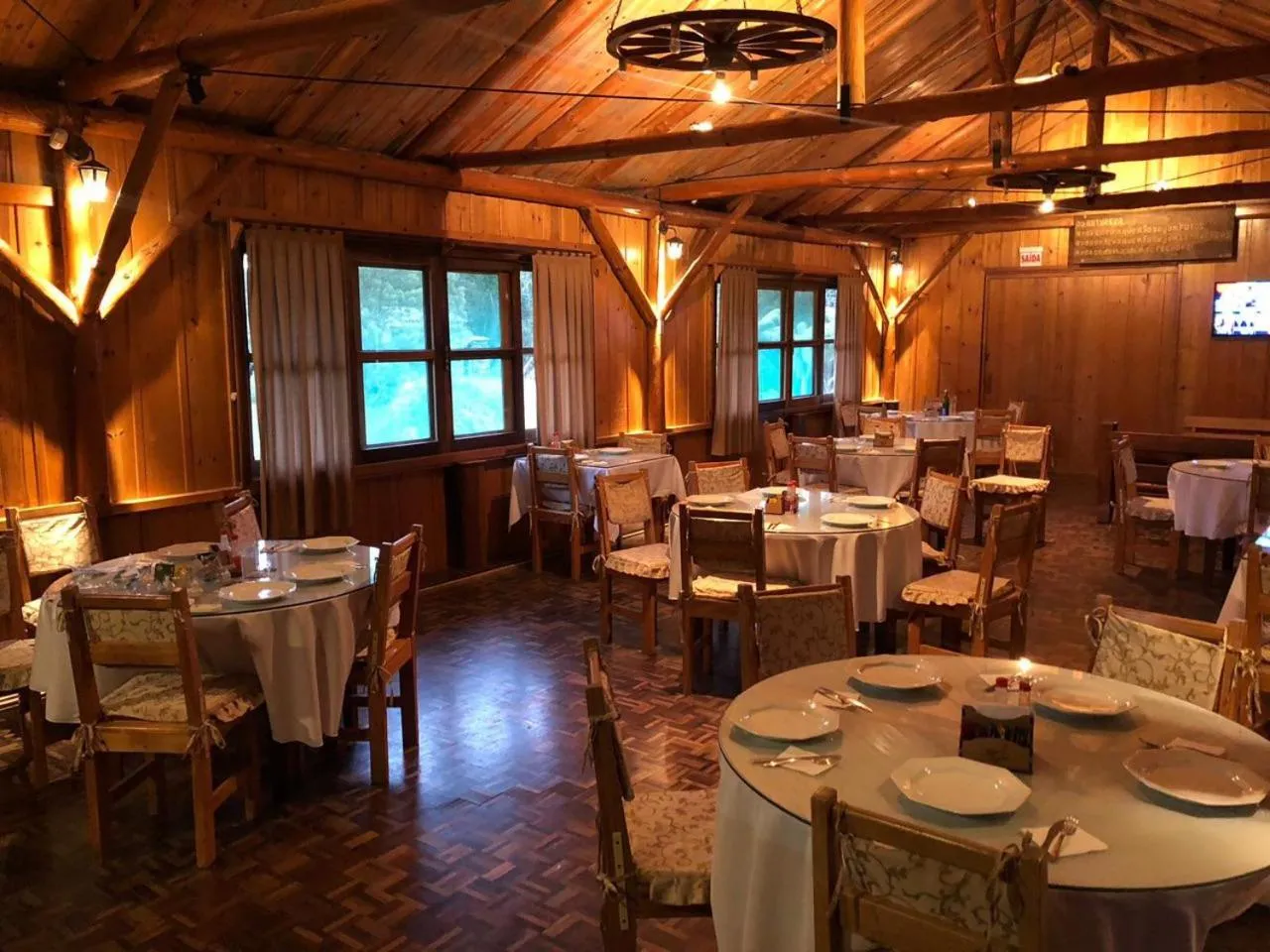 Restaurant/places to eat in Hotel Pousada das Araucarias