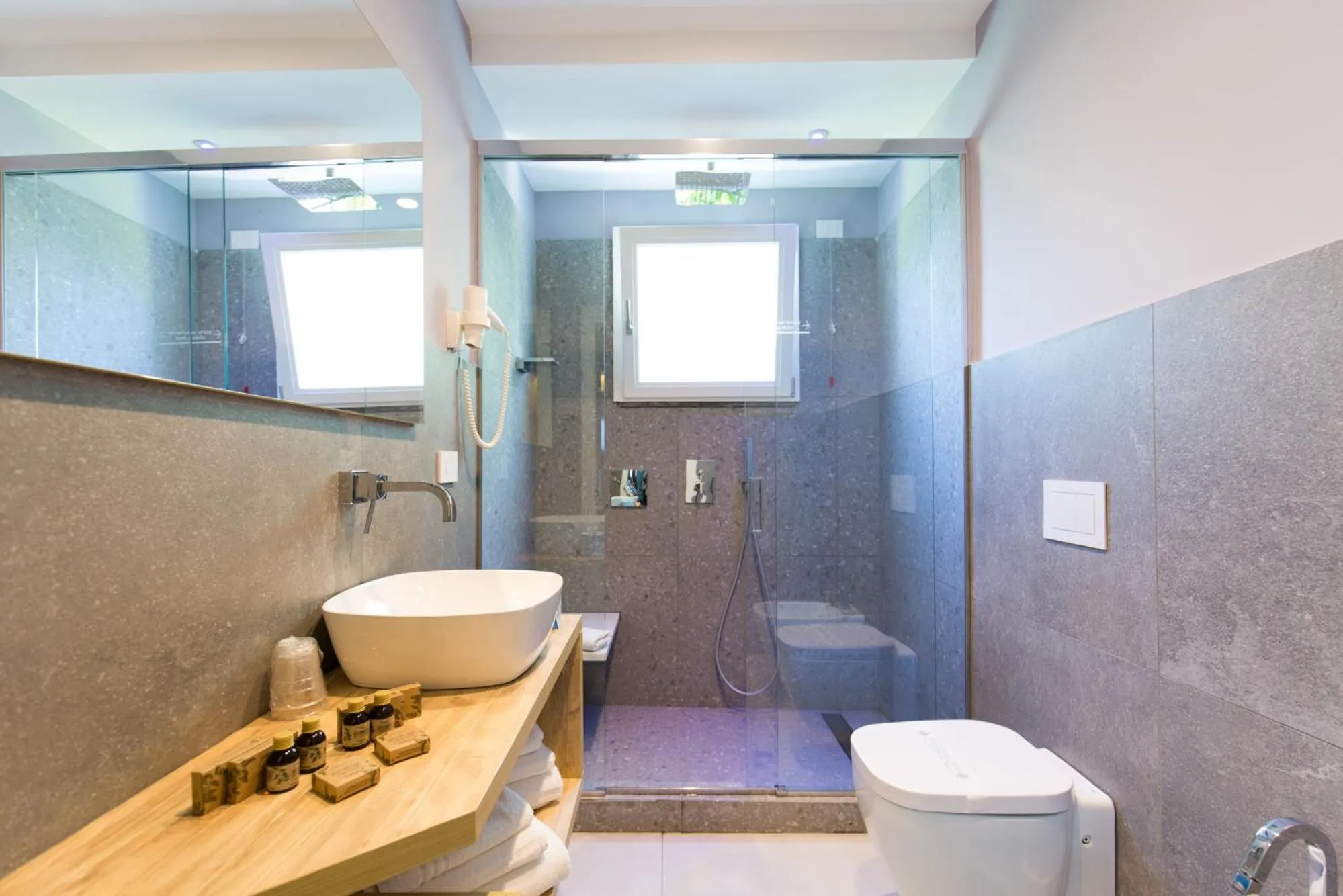 Shower in Nabi Resort Glamping & SPA