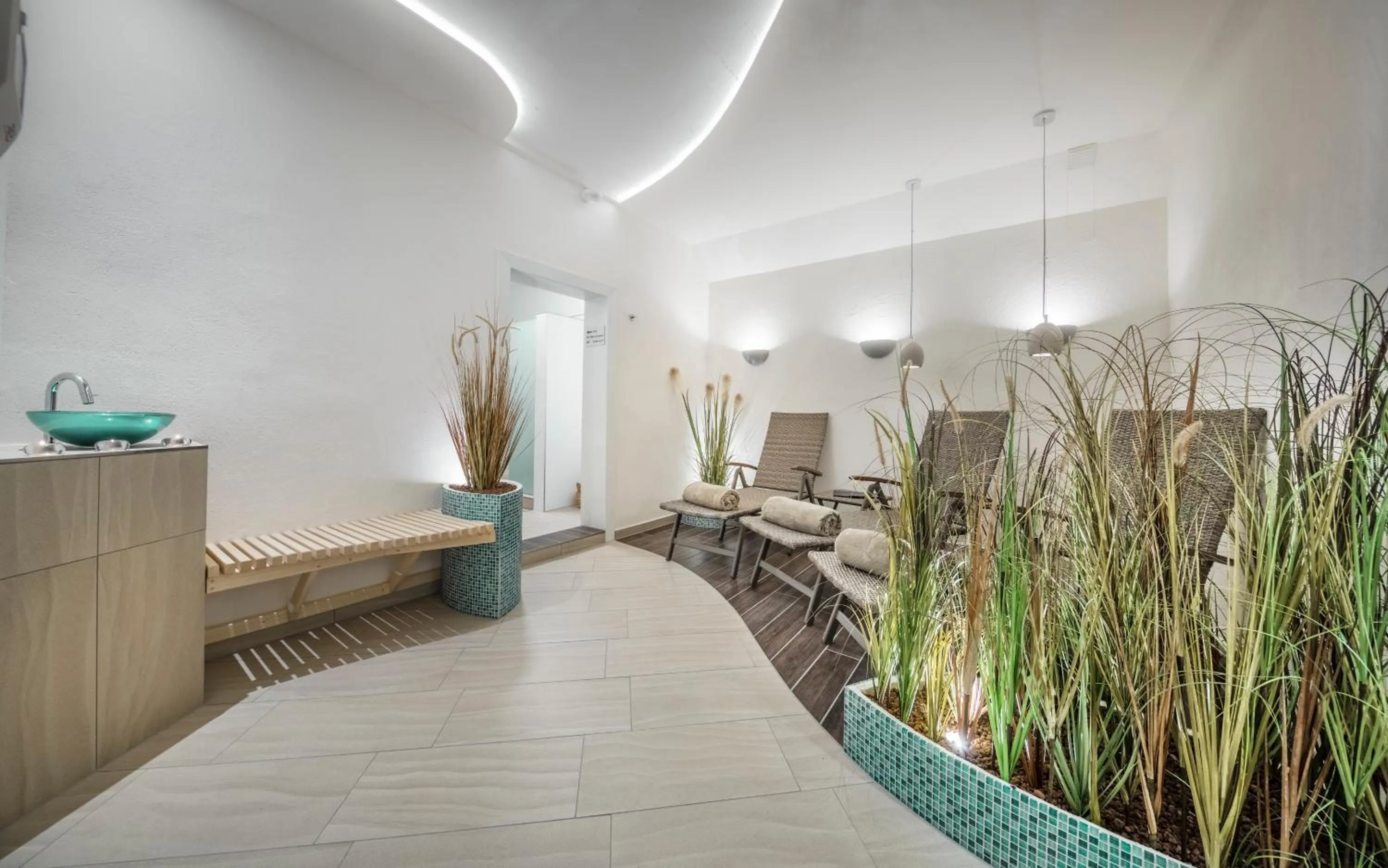 Spa and wellness centre/facilities in HofHotel Krähenberg