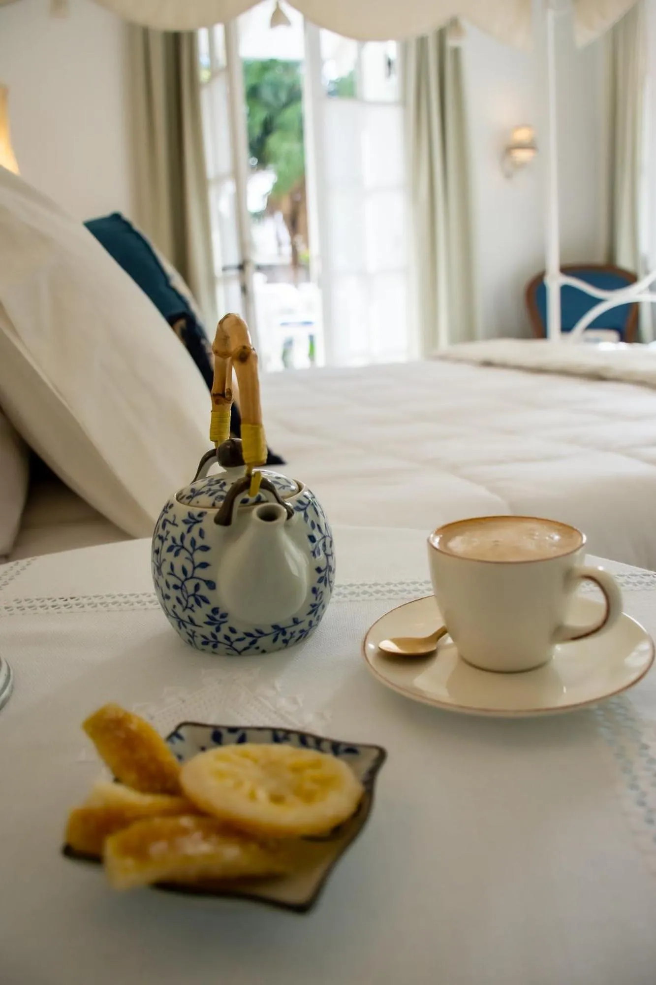 Breakfast, Bed in Villa Vicuña Salta Hotel Boutique