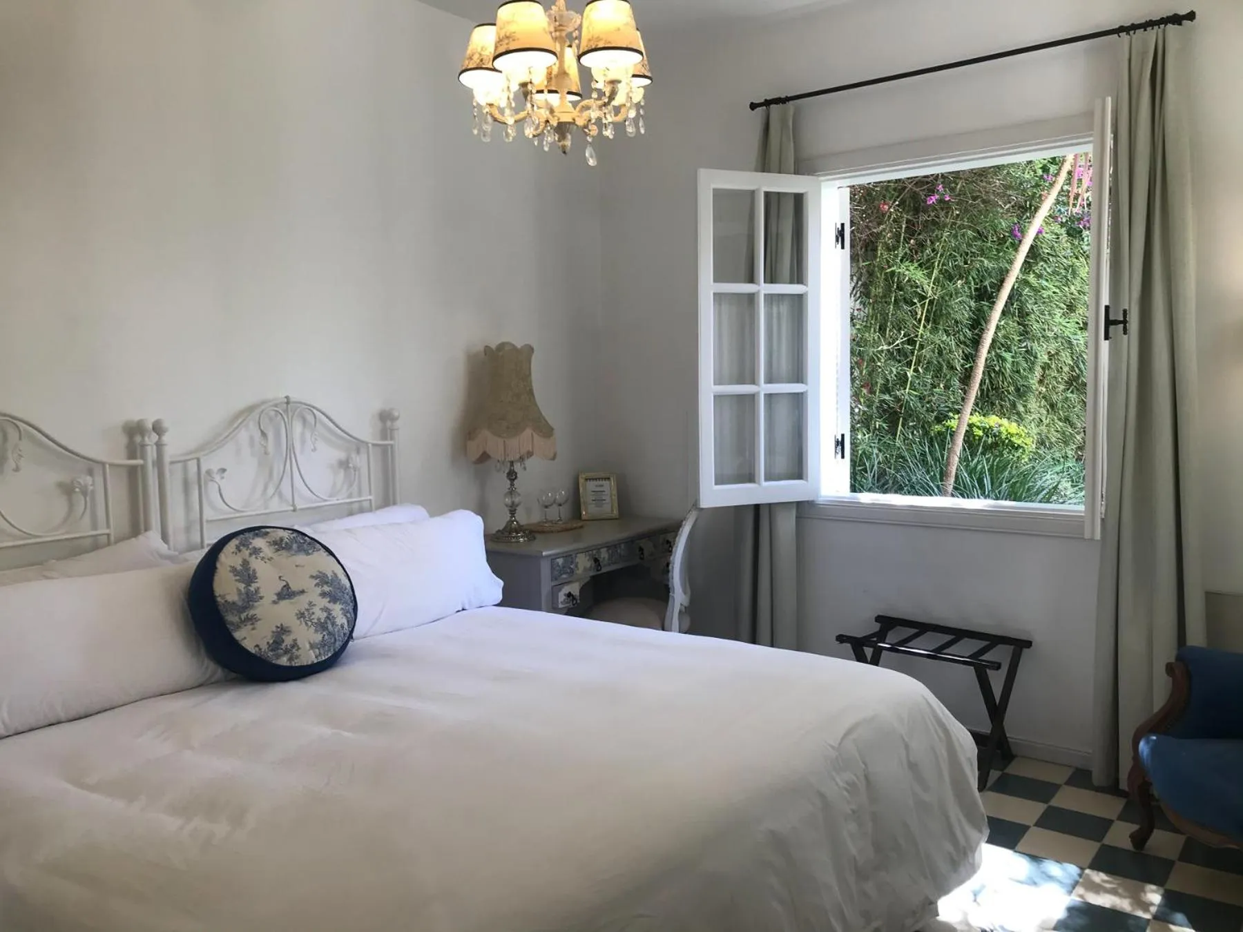 Photo of the whole room, Bed in Villa Vicuña Salta Hotel Boutique