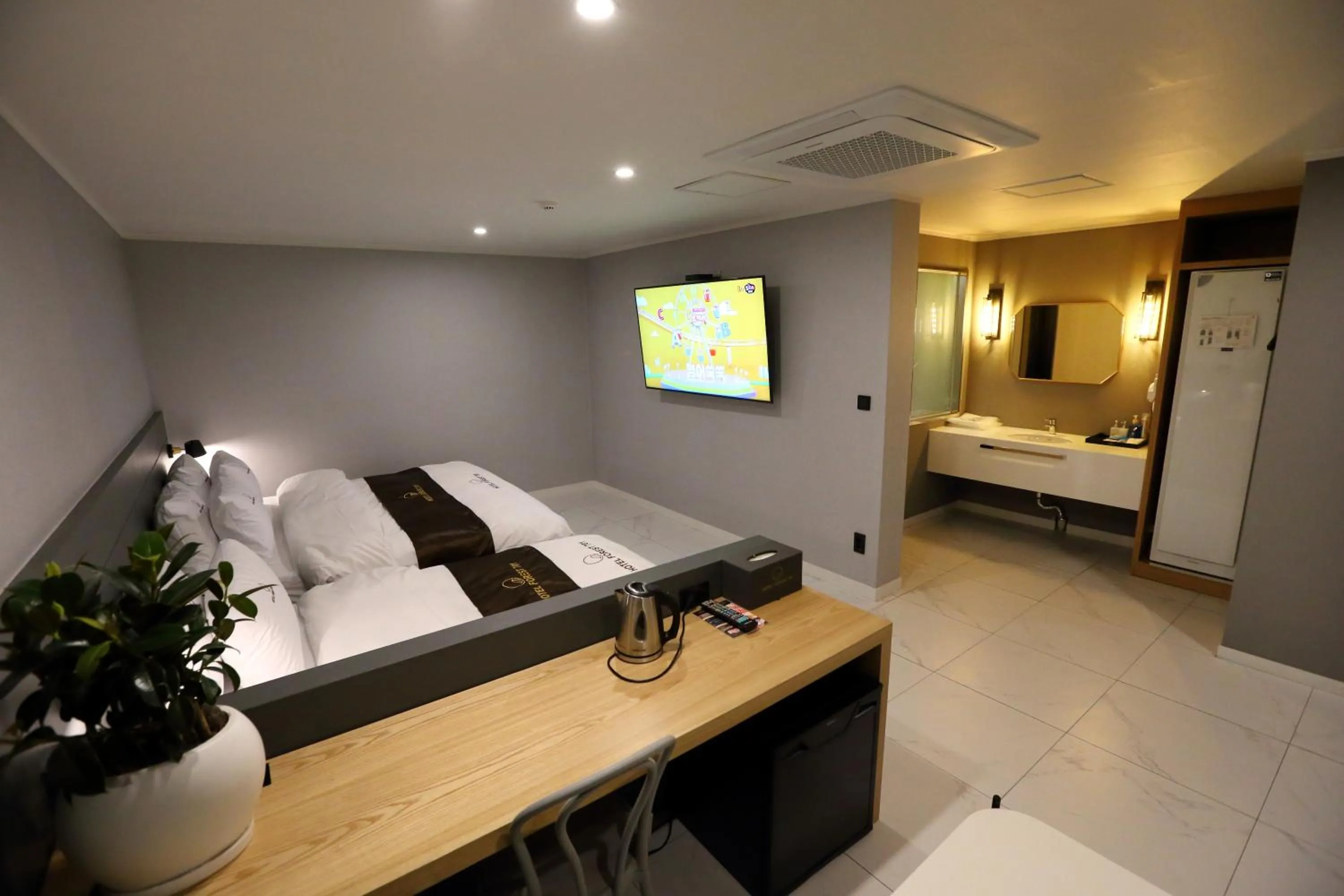 Bed in Forest 701 Hotel