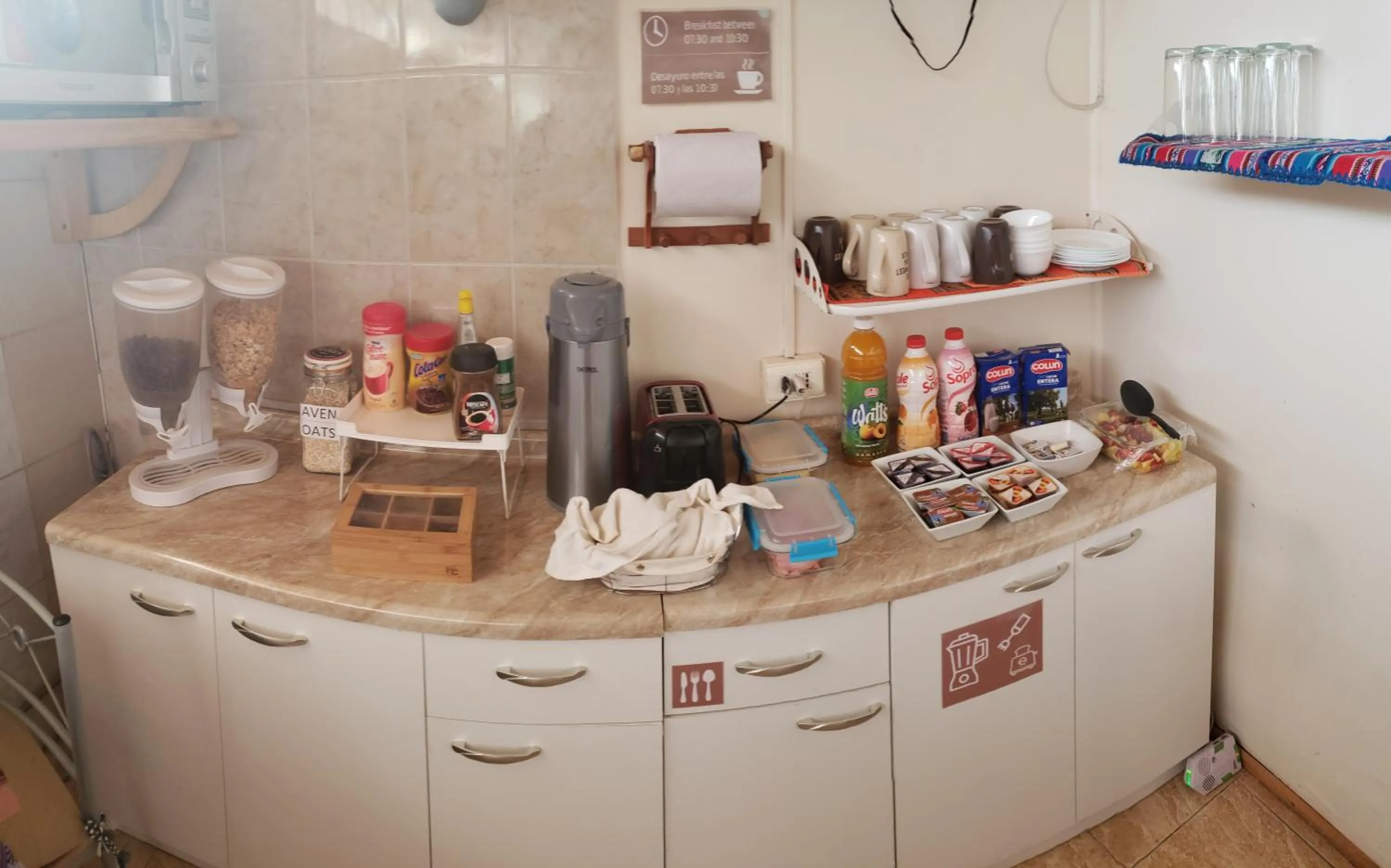 Breakfast in Hostal Desert