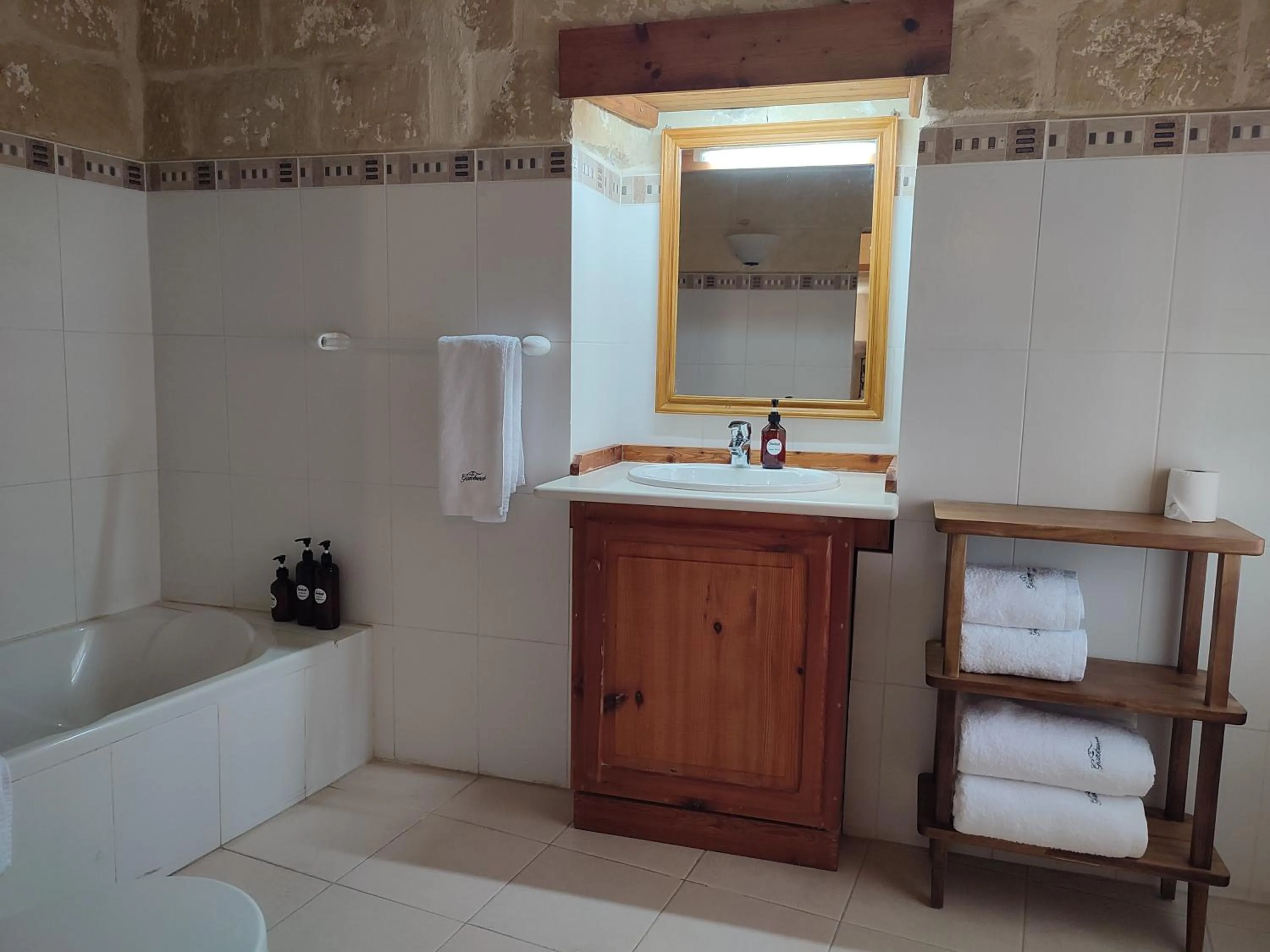 Property building in Tal-Barun Farmhouse