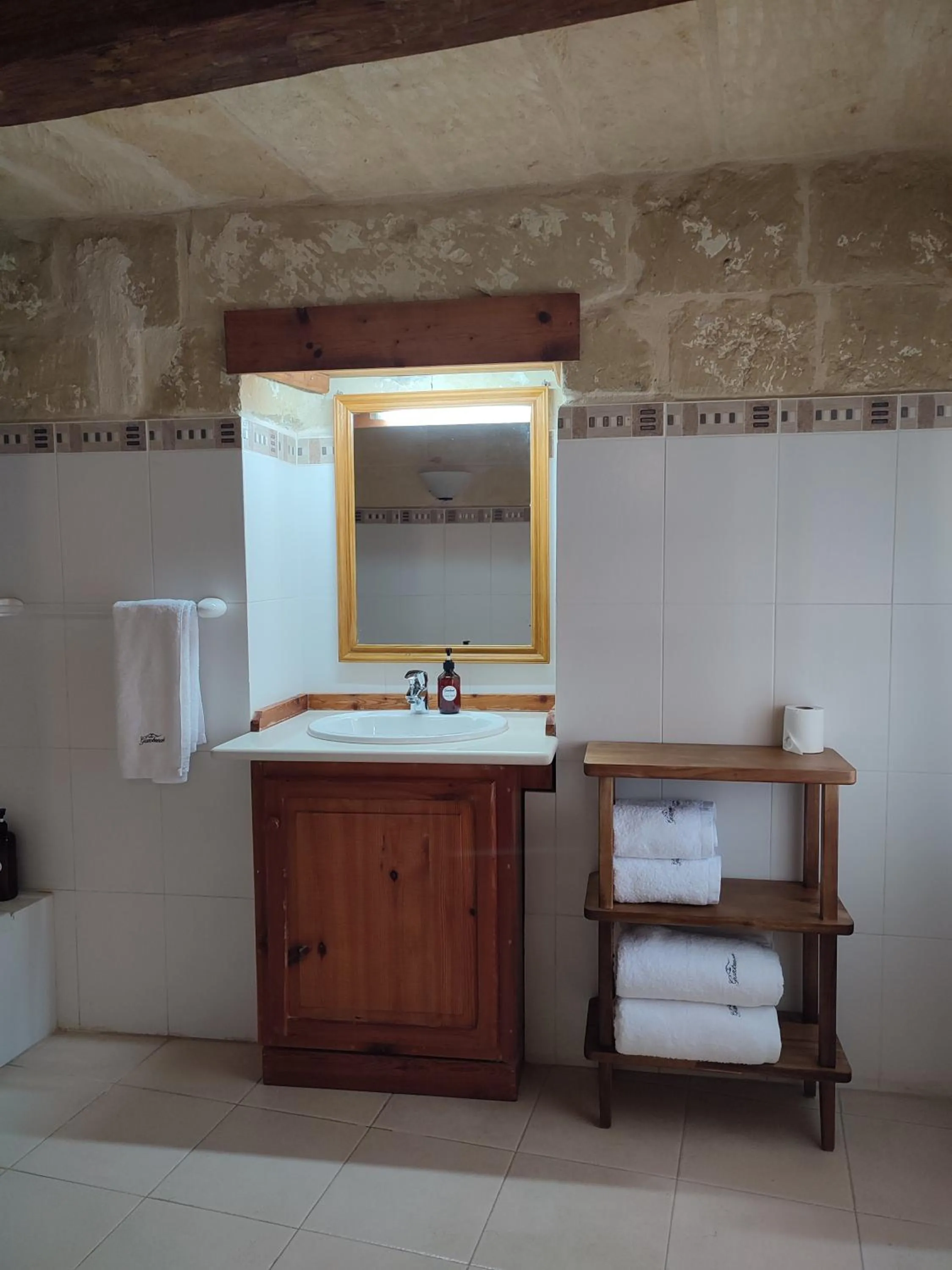 Property building in Tal-Barun Farmhouse