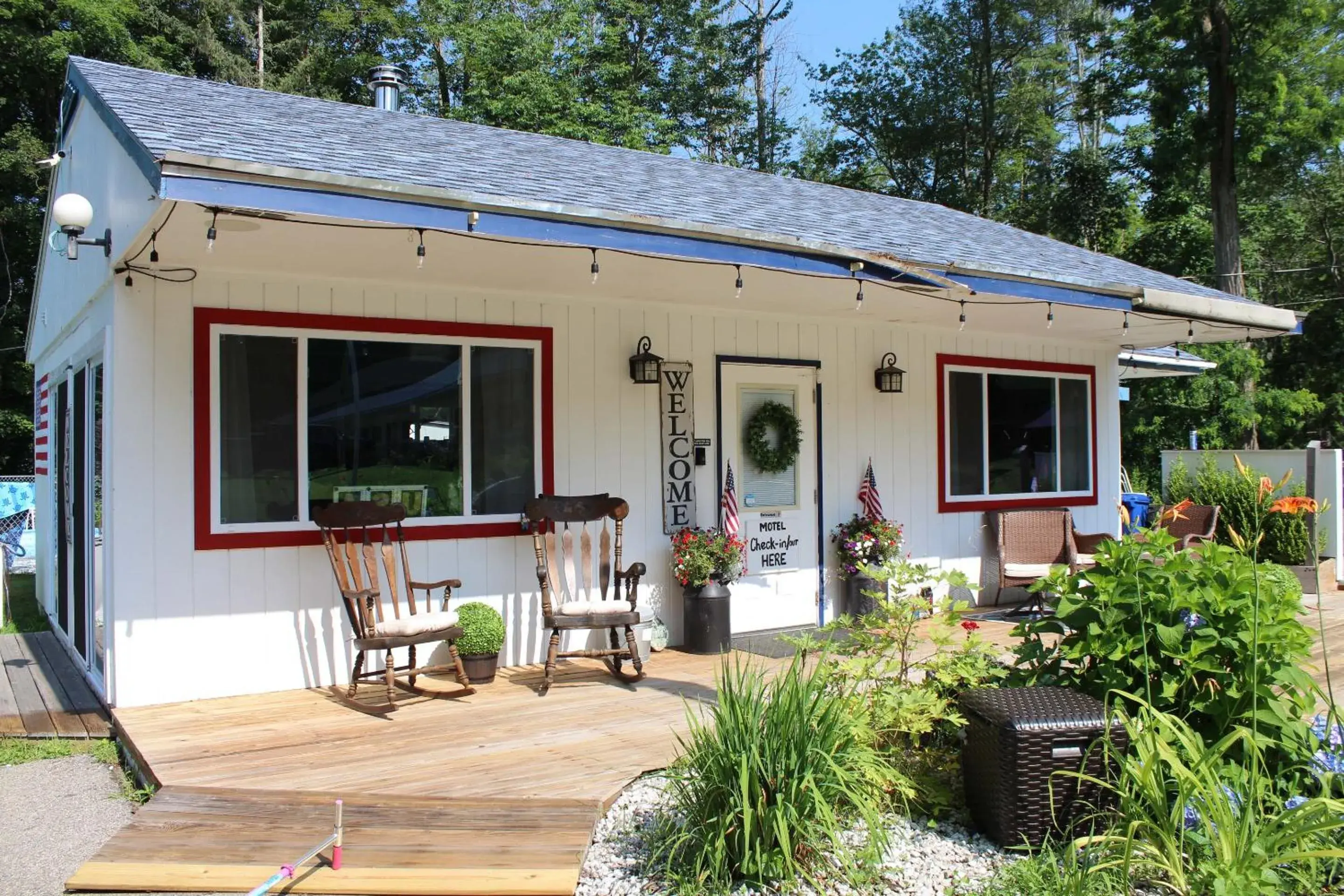 Food and drinks in Yankee Trail Motel Food and drinks in Yankee Trail Motel