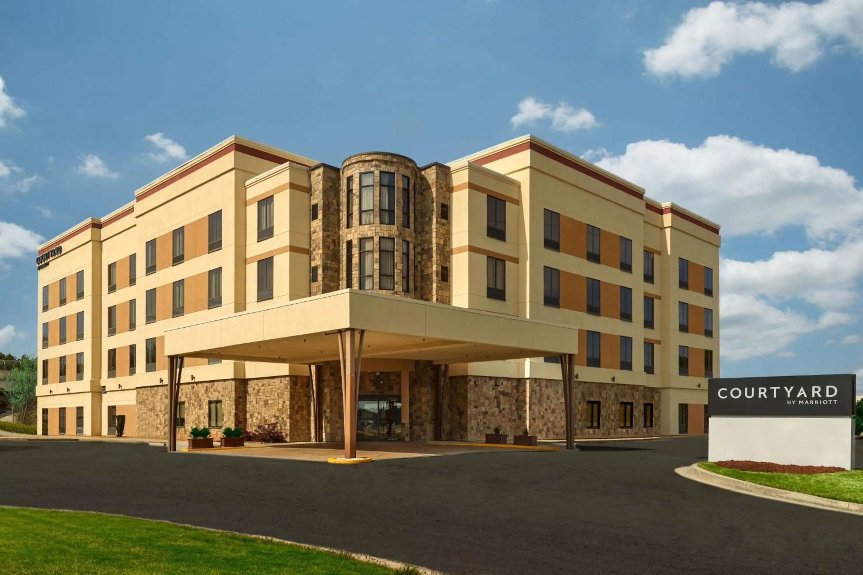 Property building in Courtyard by Marriott Atlanta Conyers