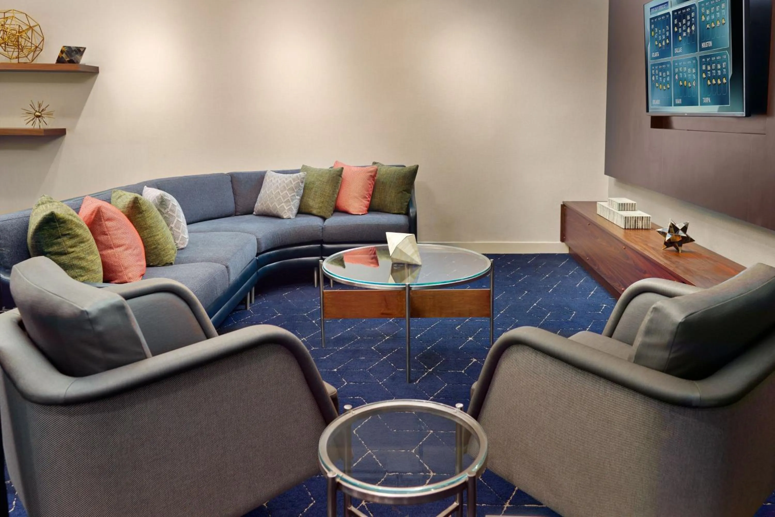Lounge or bar in Courtyard by Marriott Atlanta Conyers