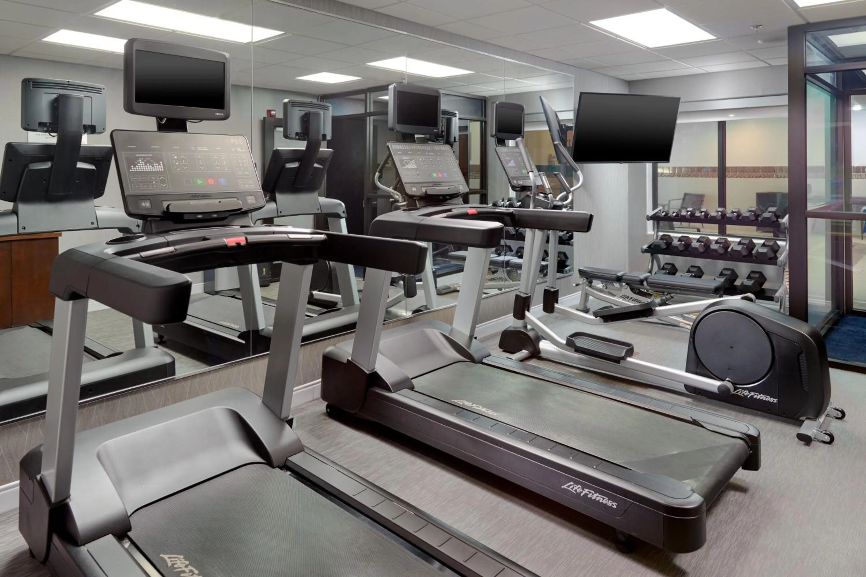 Fitness centre/facilities in Courtyard by Marriott Atlanta Conyers