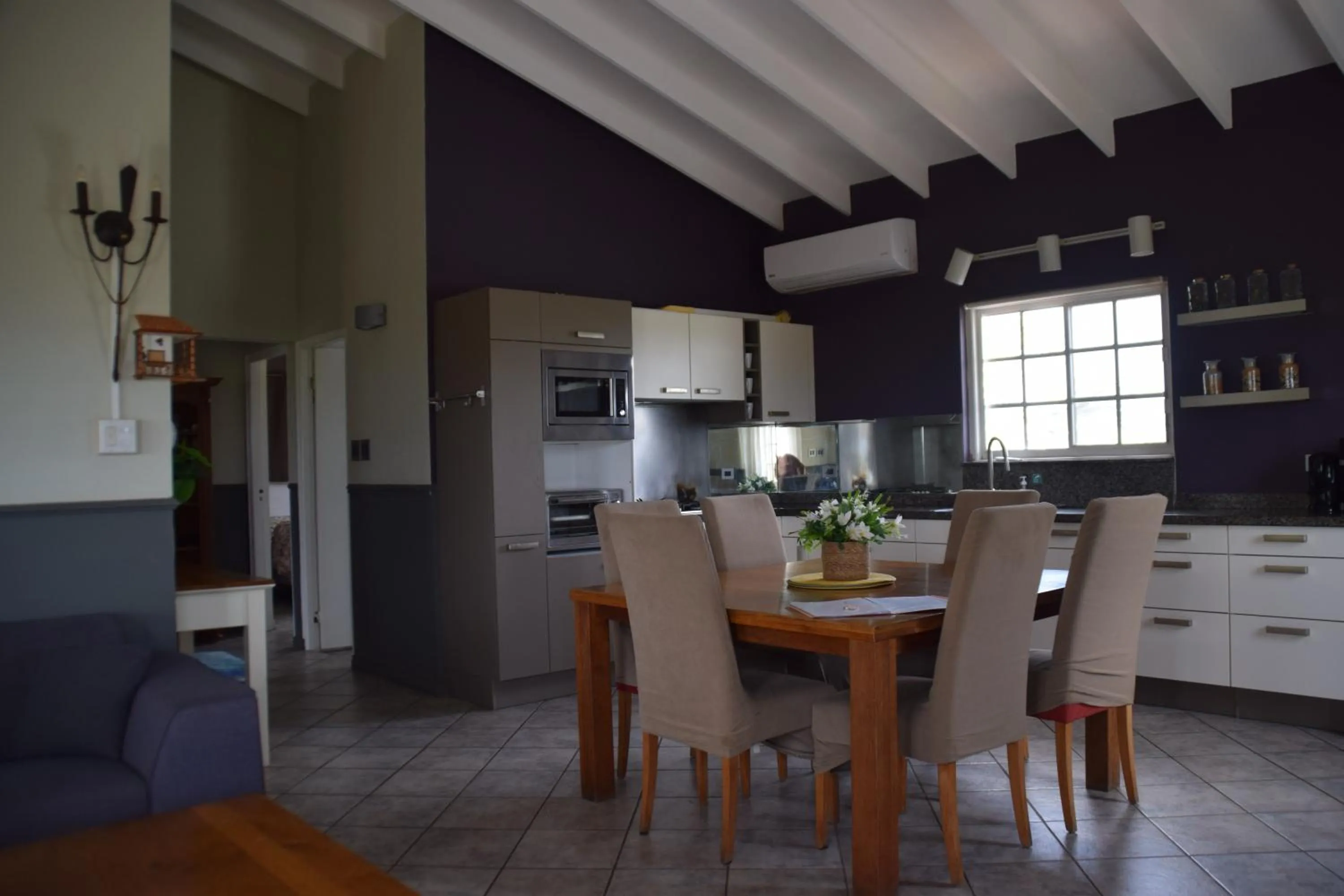 Kitchen or kitchenette in La Felicidad Aruba