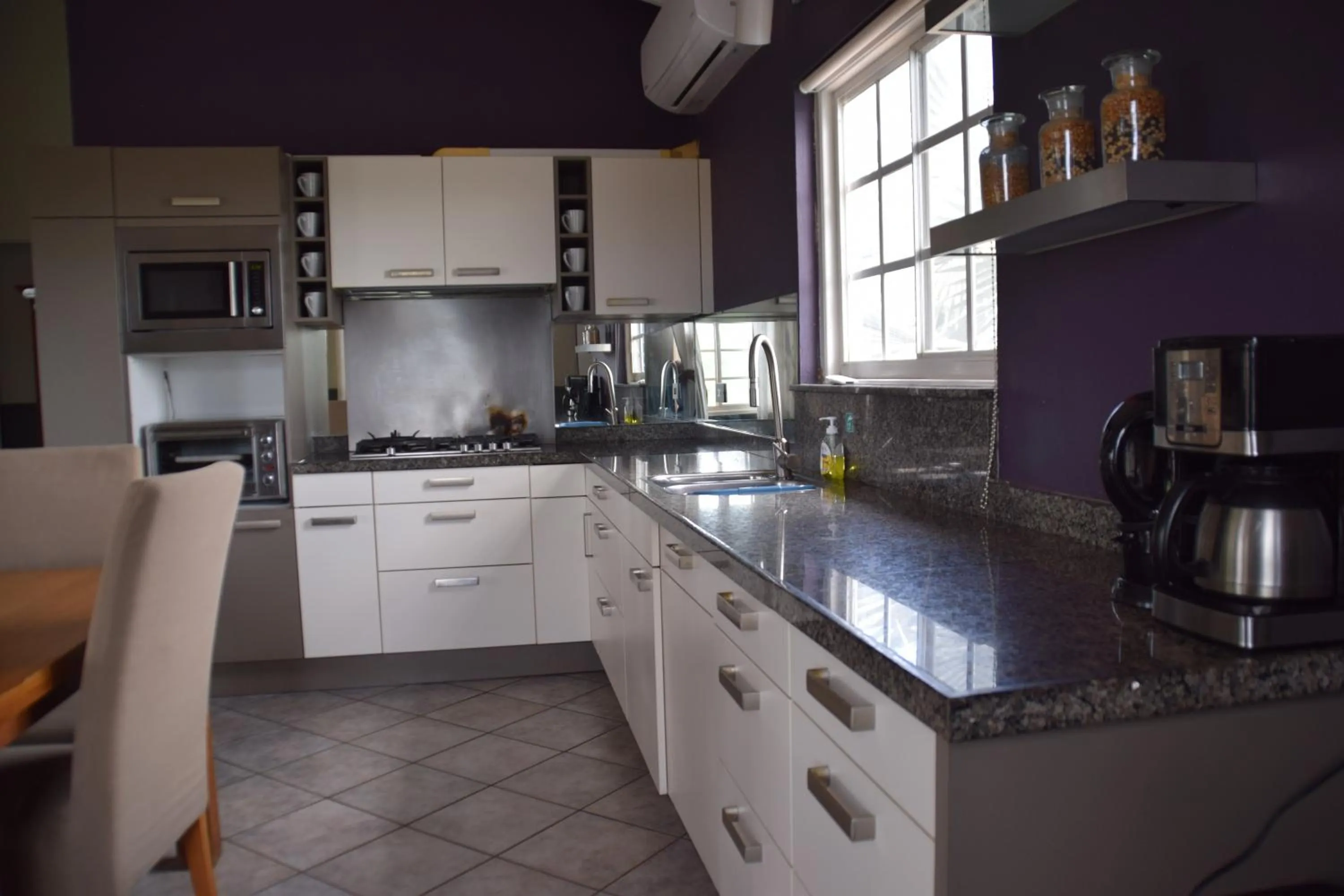 Coffee/tea facilities in La Felicidad Aruba