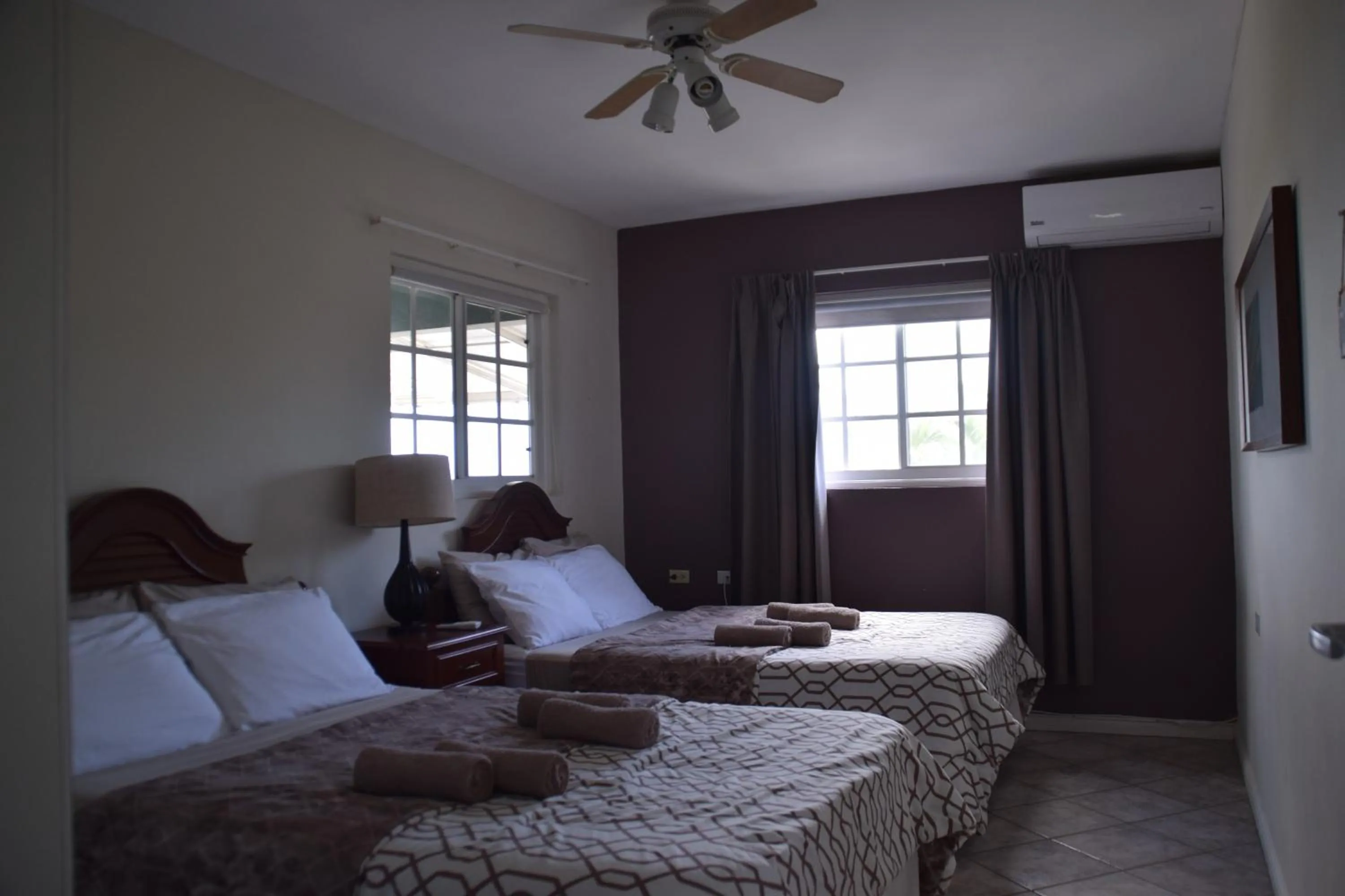 Bedroom, Bed in La Felicidad Aruba