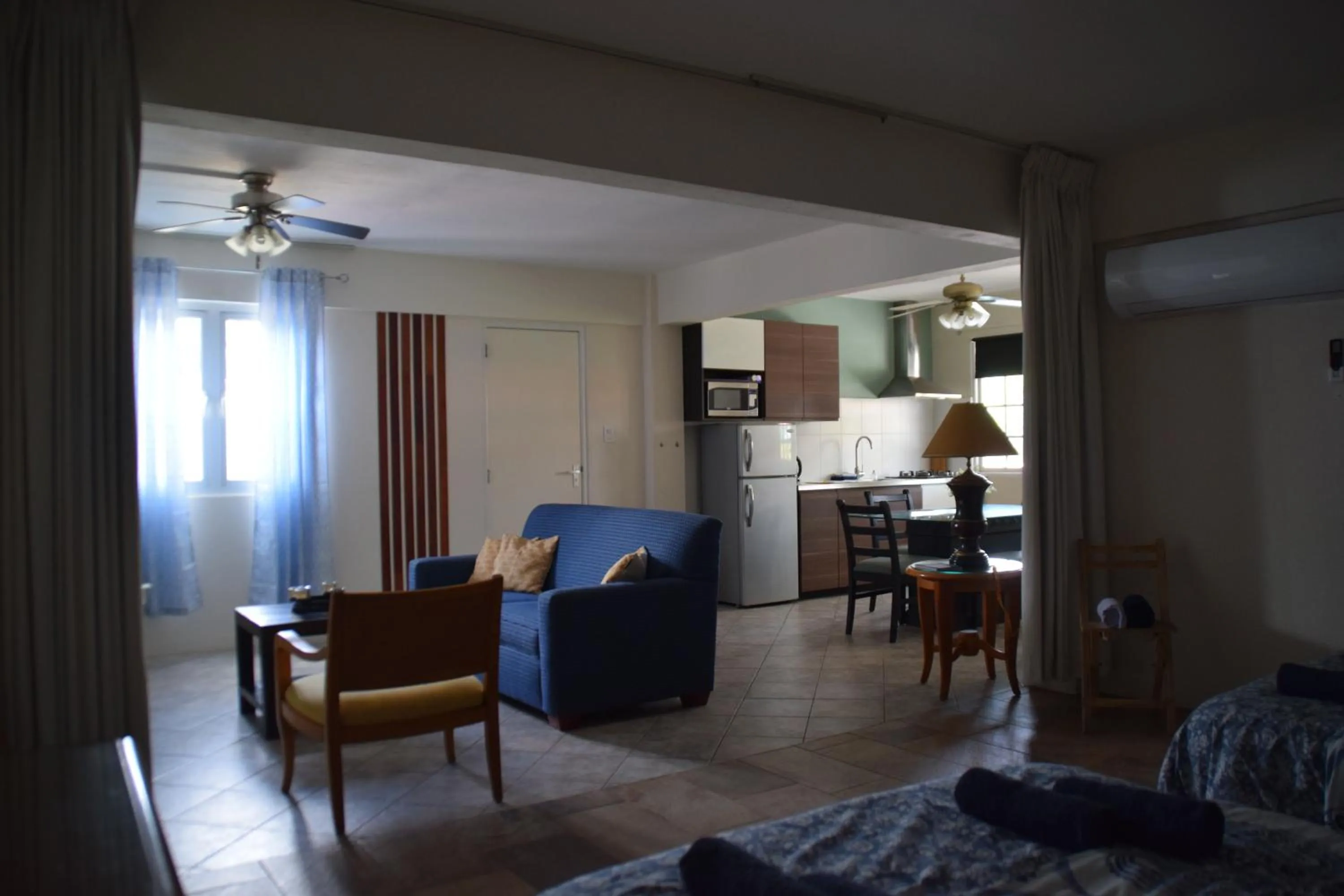 Photo of the whole room in La Felicidad Aruba