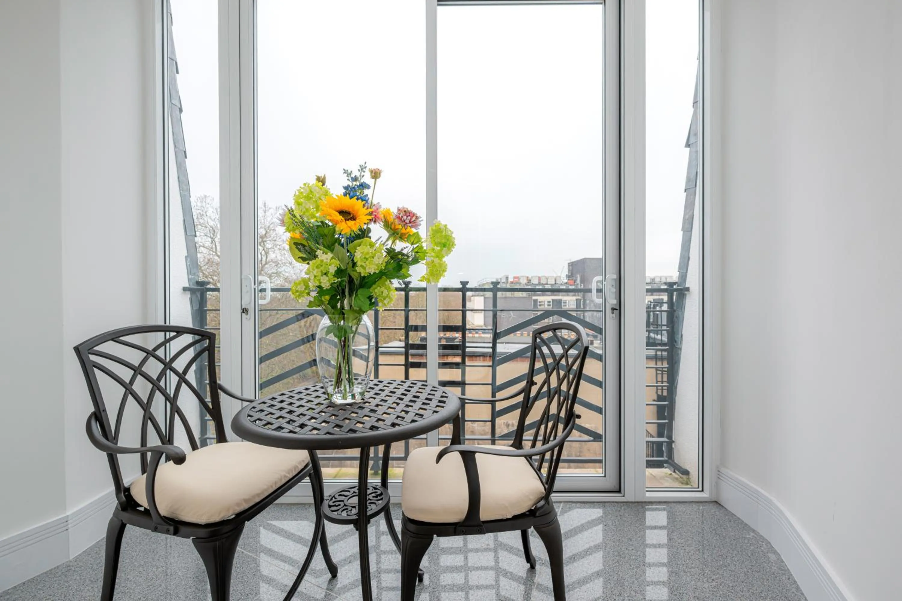 Balcony/Terrace in Fountain House Apartments - London