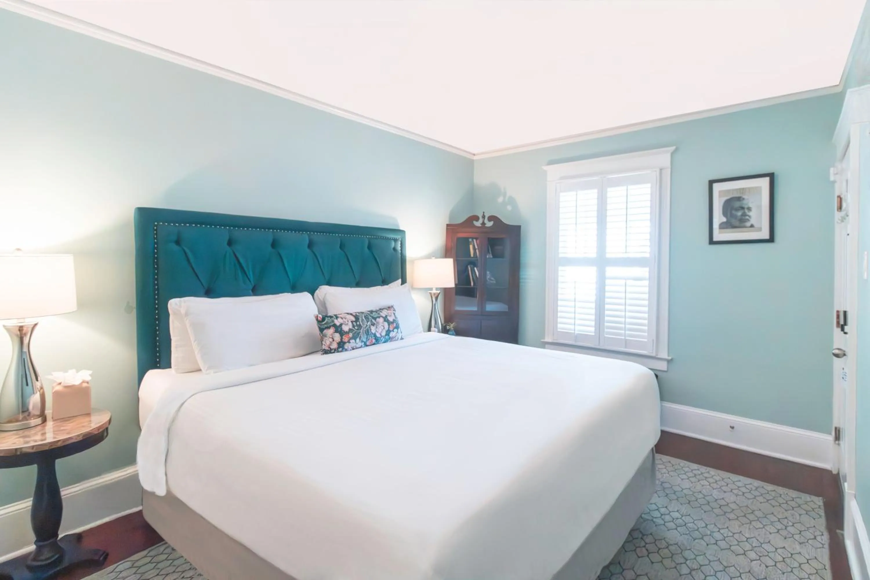 Bed in Hemingway House Bed and Breakfast