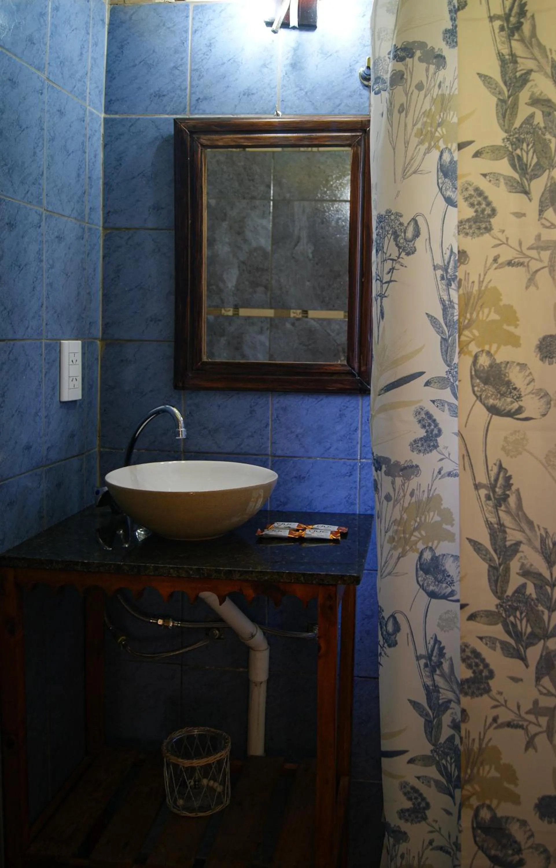 Shower in Hospedaje Flores del Sur