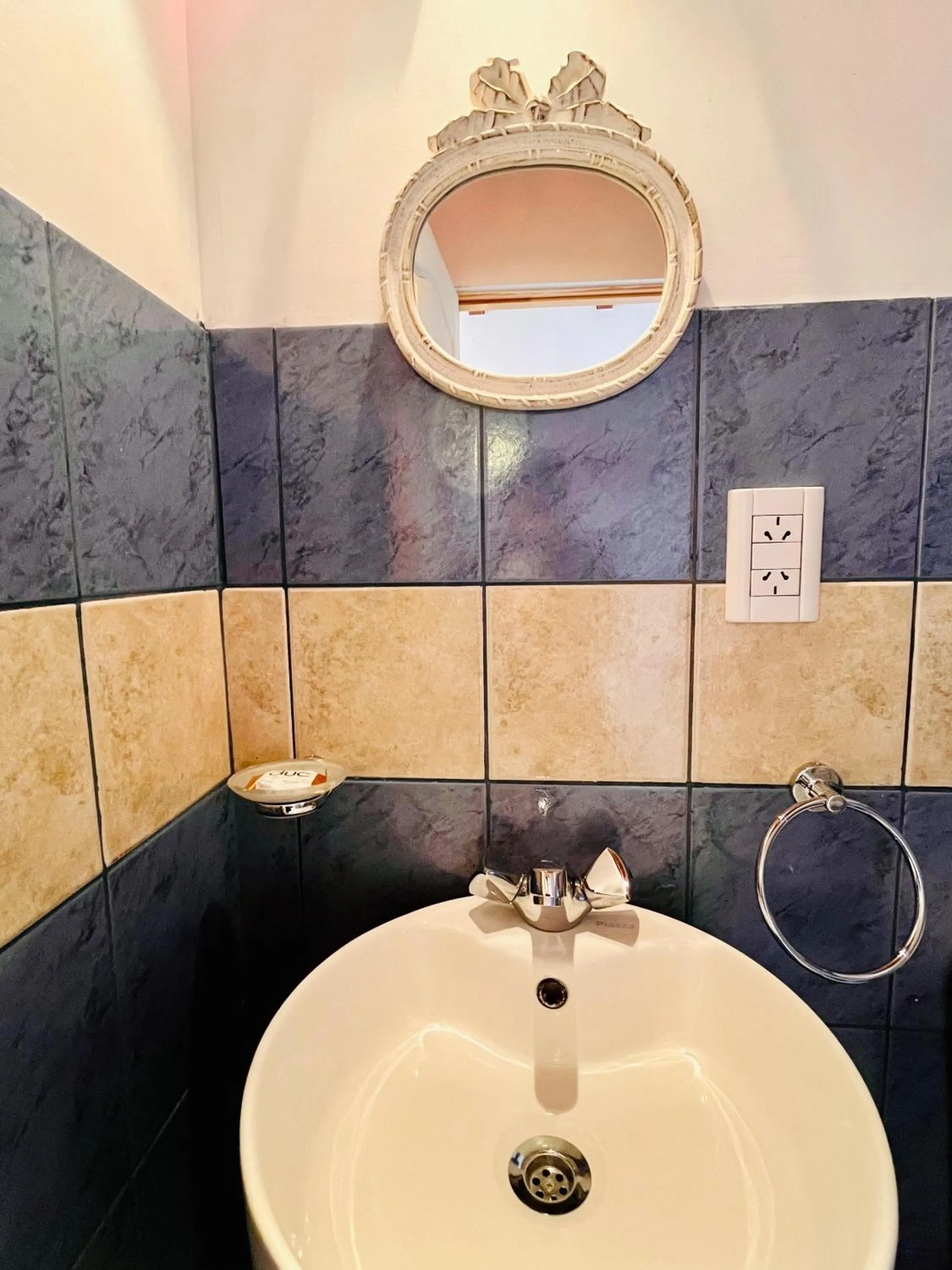 Bathroom in Hospedaje Flores del Sur