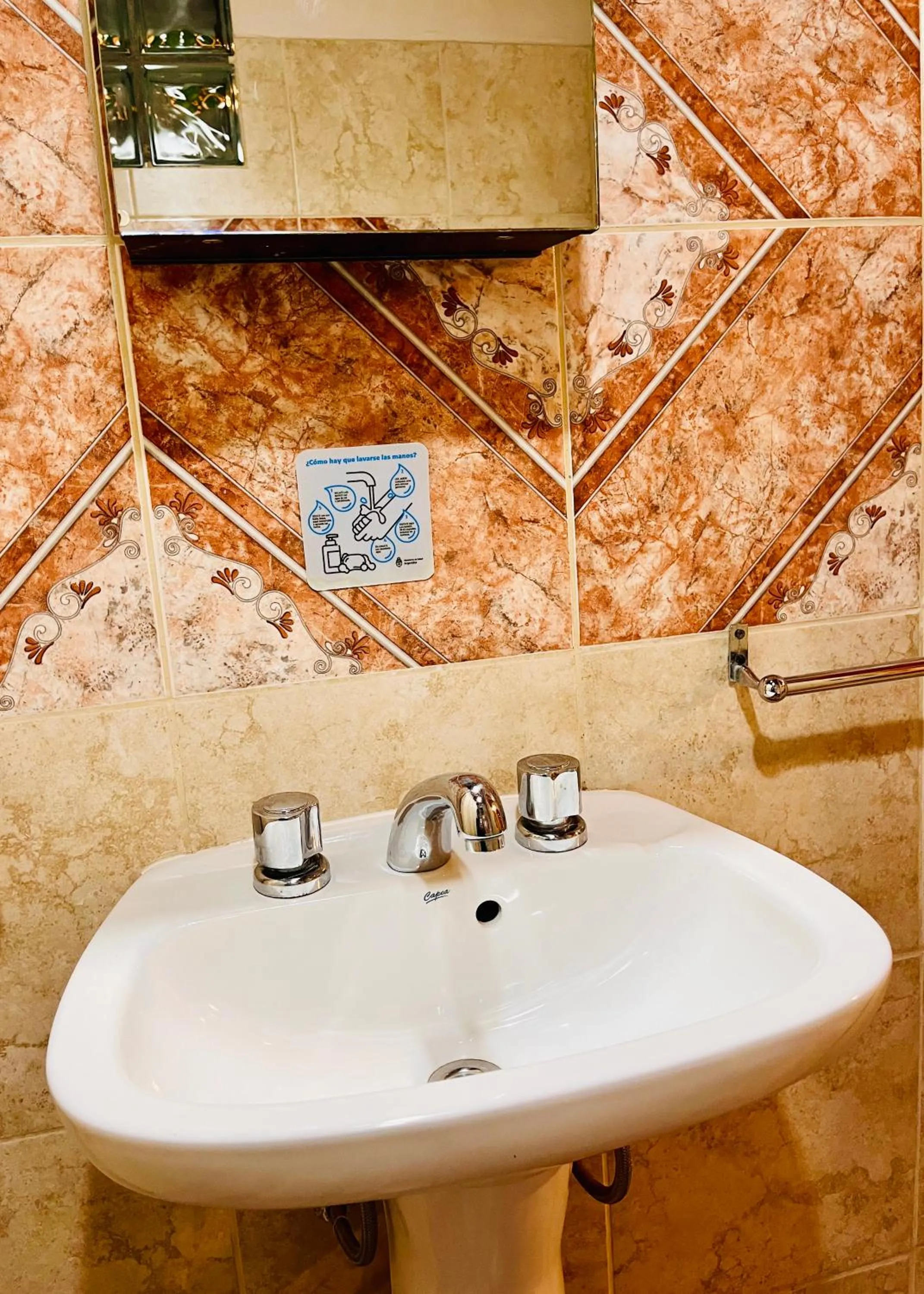 Bathroom in Hospedaje Flores del Sur