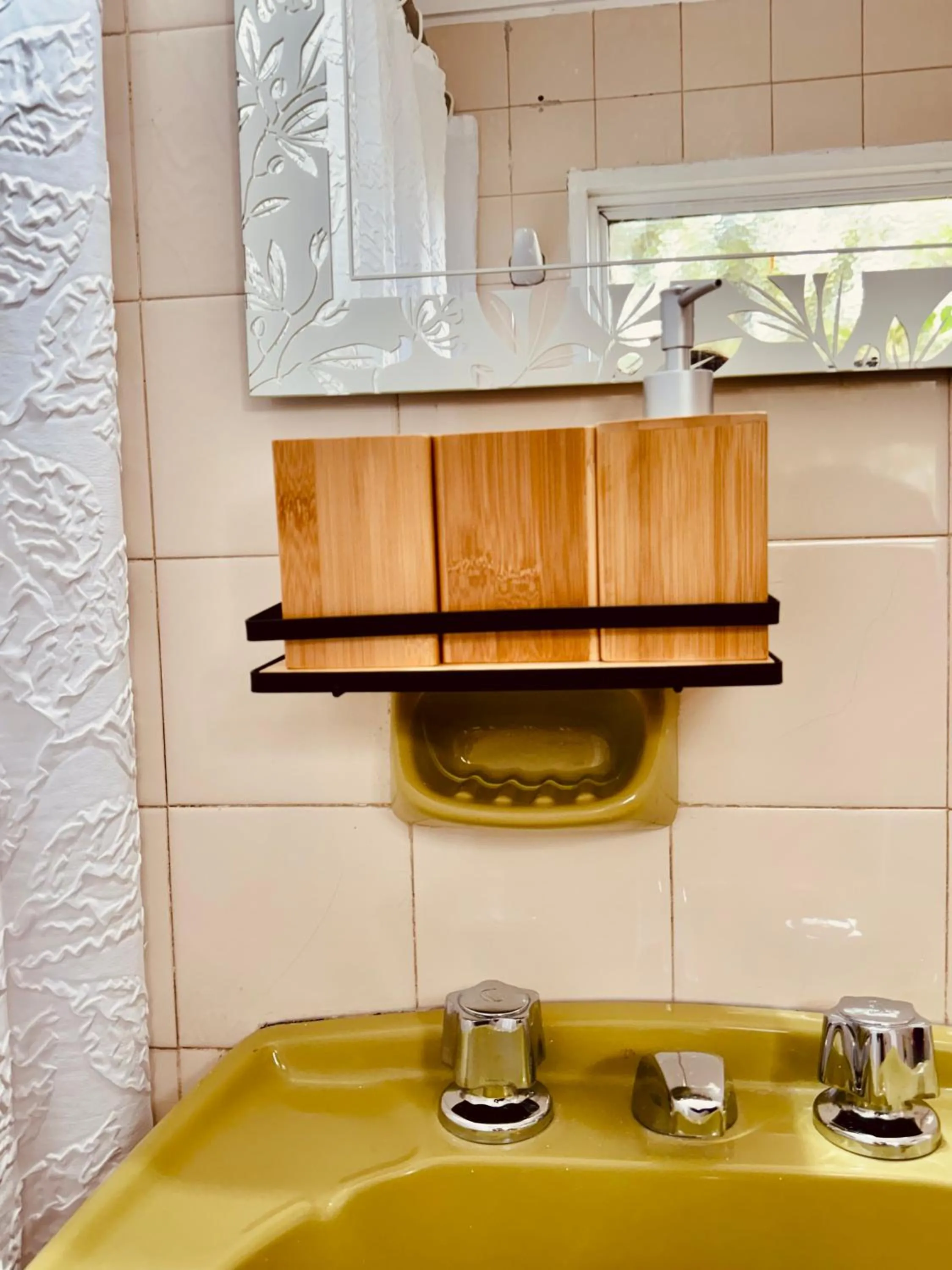 Bathroom in Hospedaje Flores del Sur