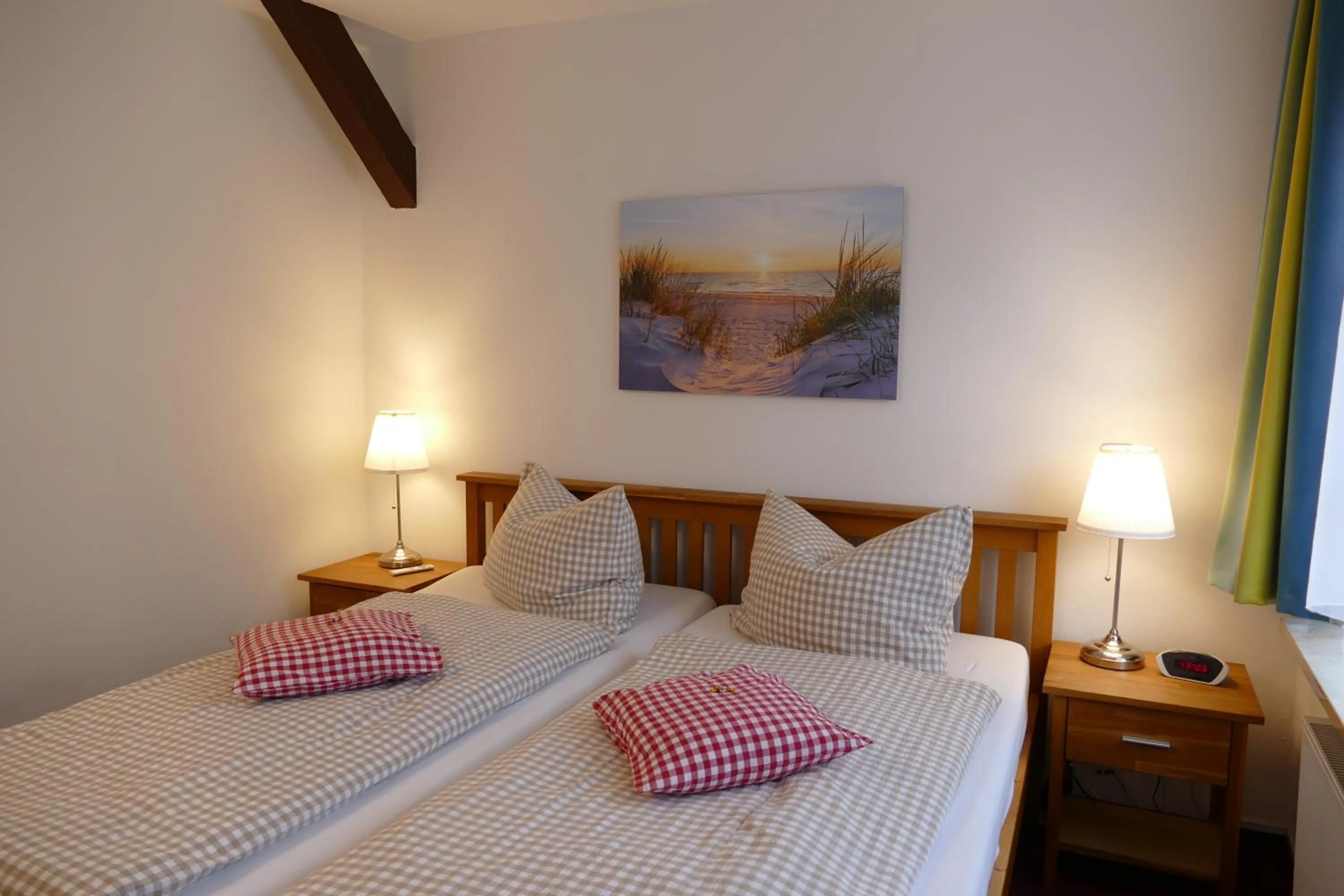 Photo of the whole room, Bed in Hotel Meridian