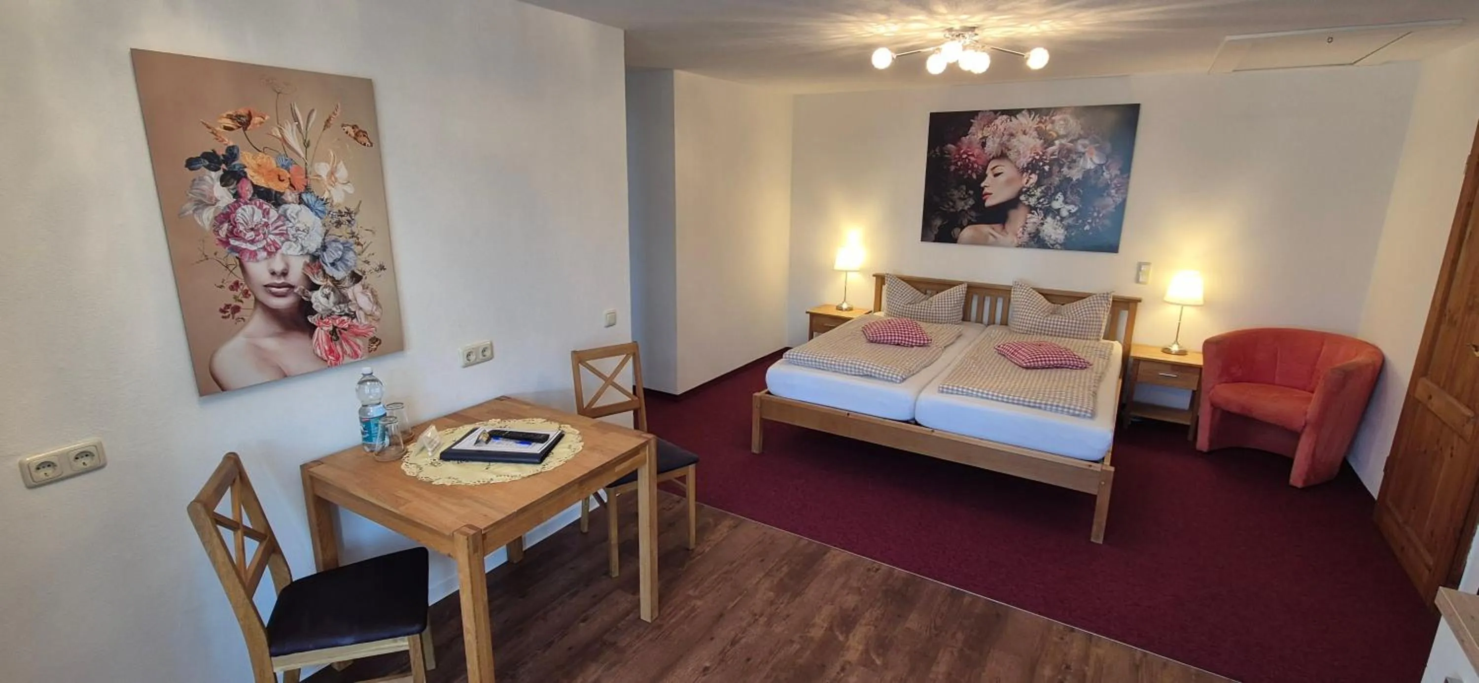 Photo of the whole room, Bed in Hotel Meridian