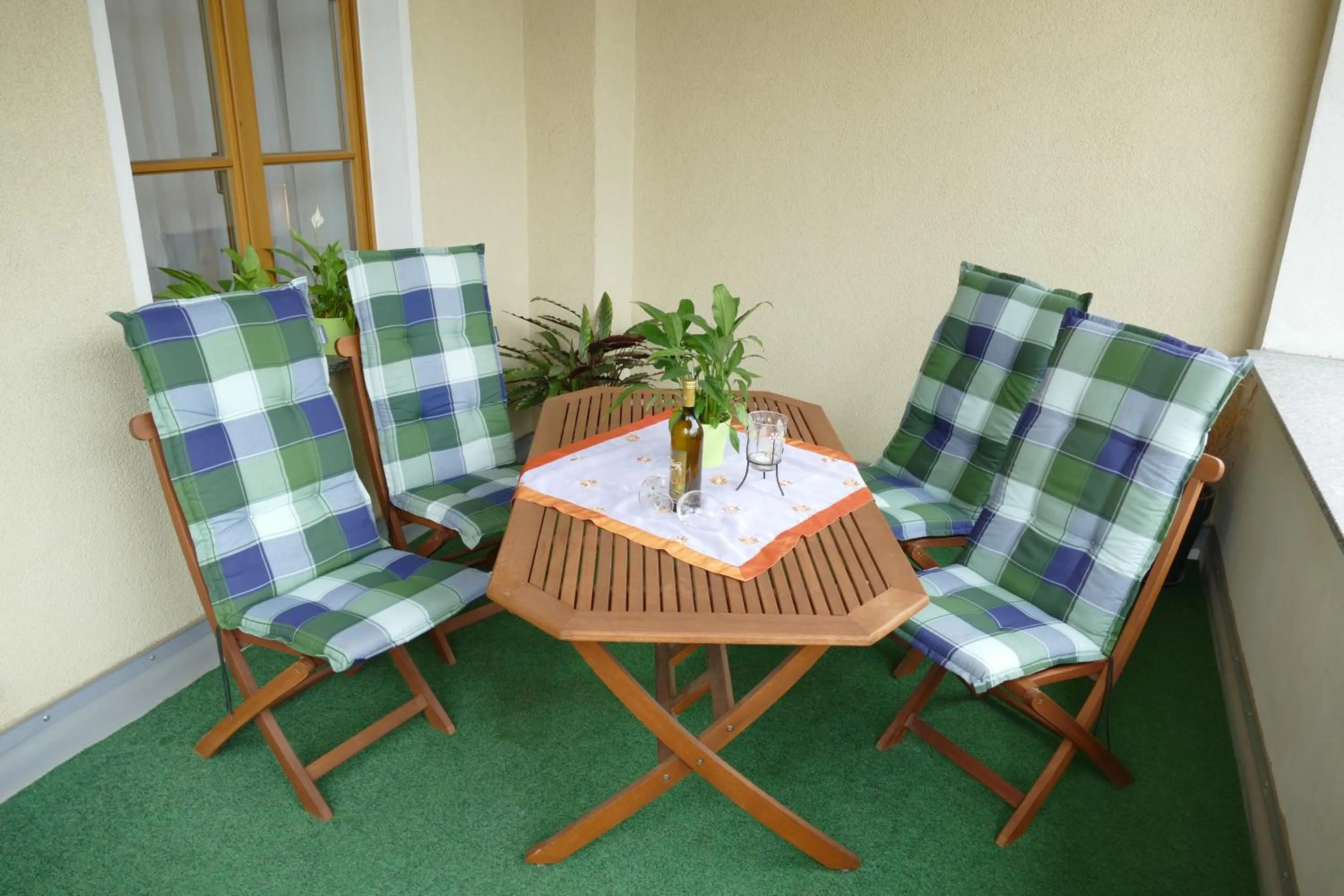 Seating area in Hotel Meridian