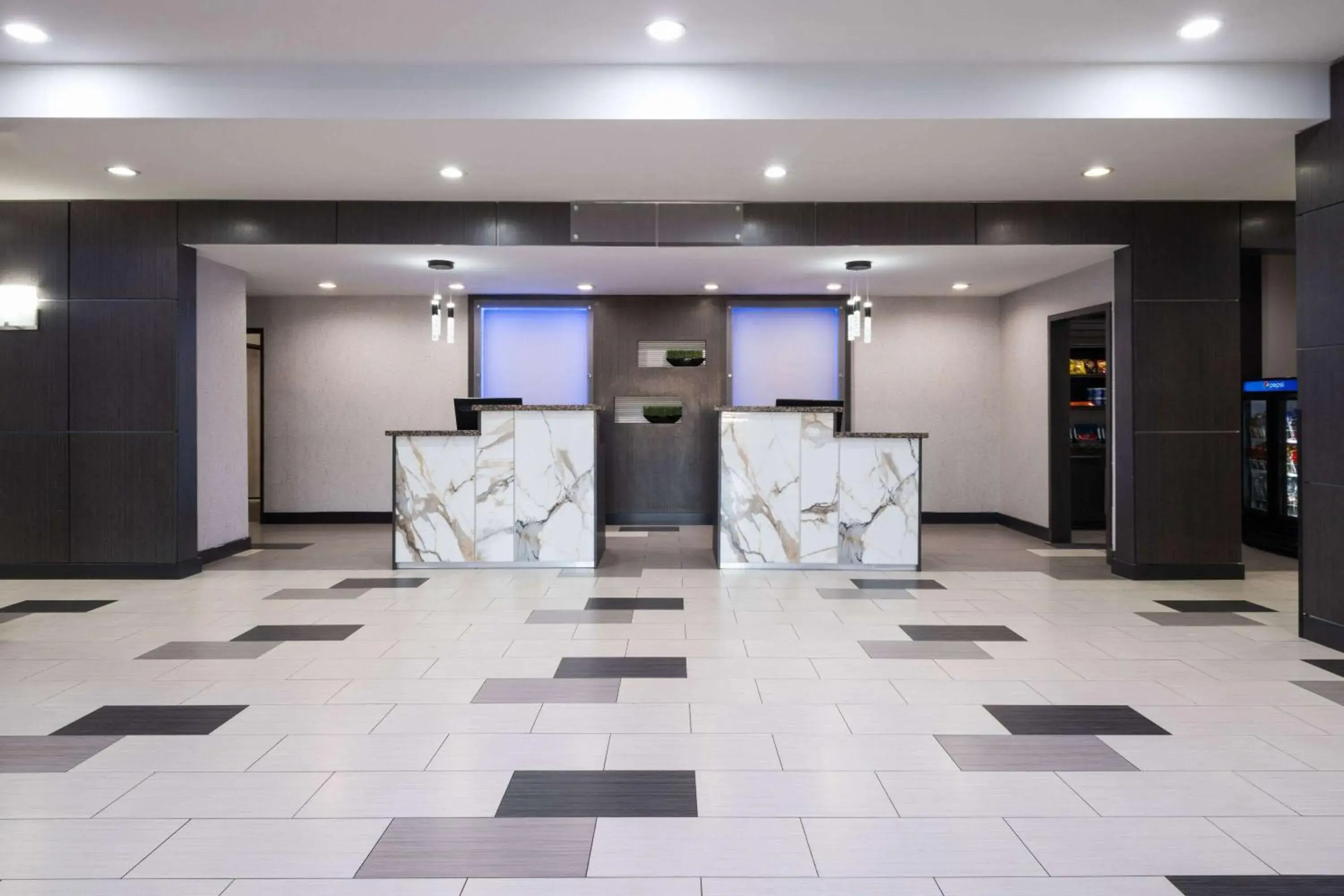 Lobby or reception in La Quinta by Wyndham Muskogee Lobby or reception in La Quinta by Wyndham Muskogee
