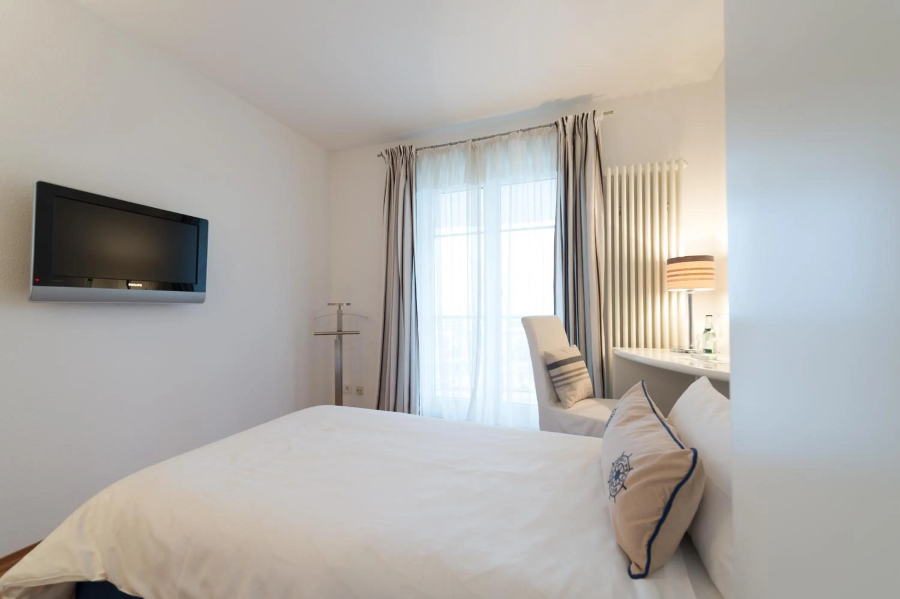 Bed in Hotel Villa Seeschau - Adults only