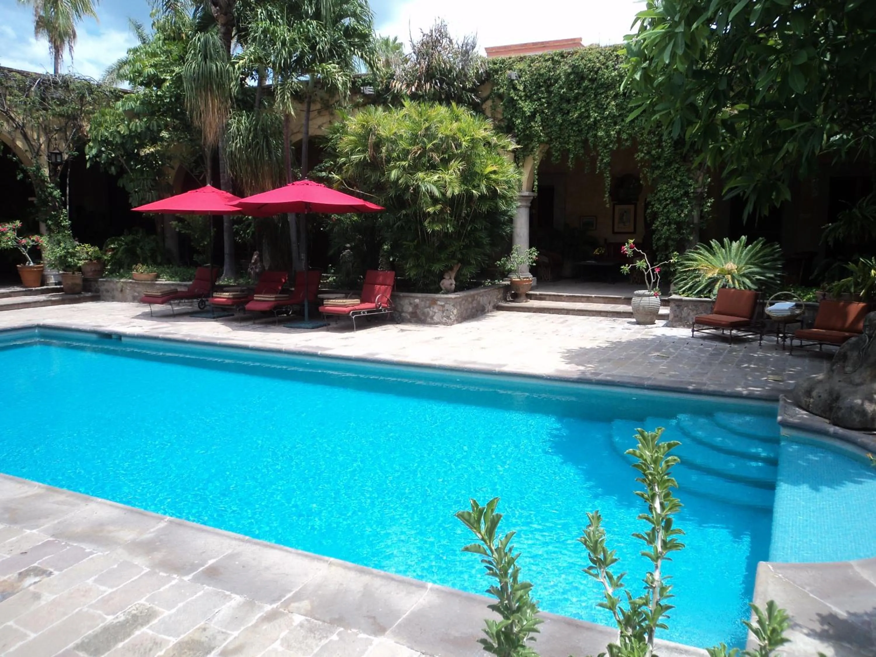 Swimming pool in Hacienda de los Santos
