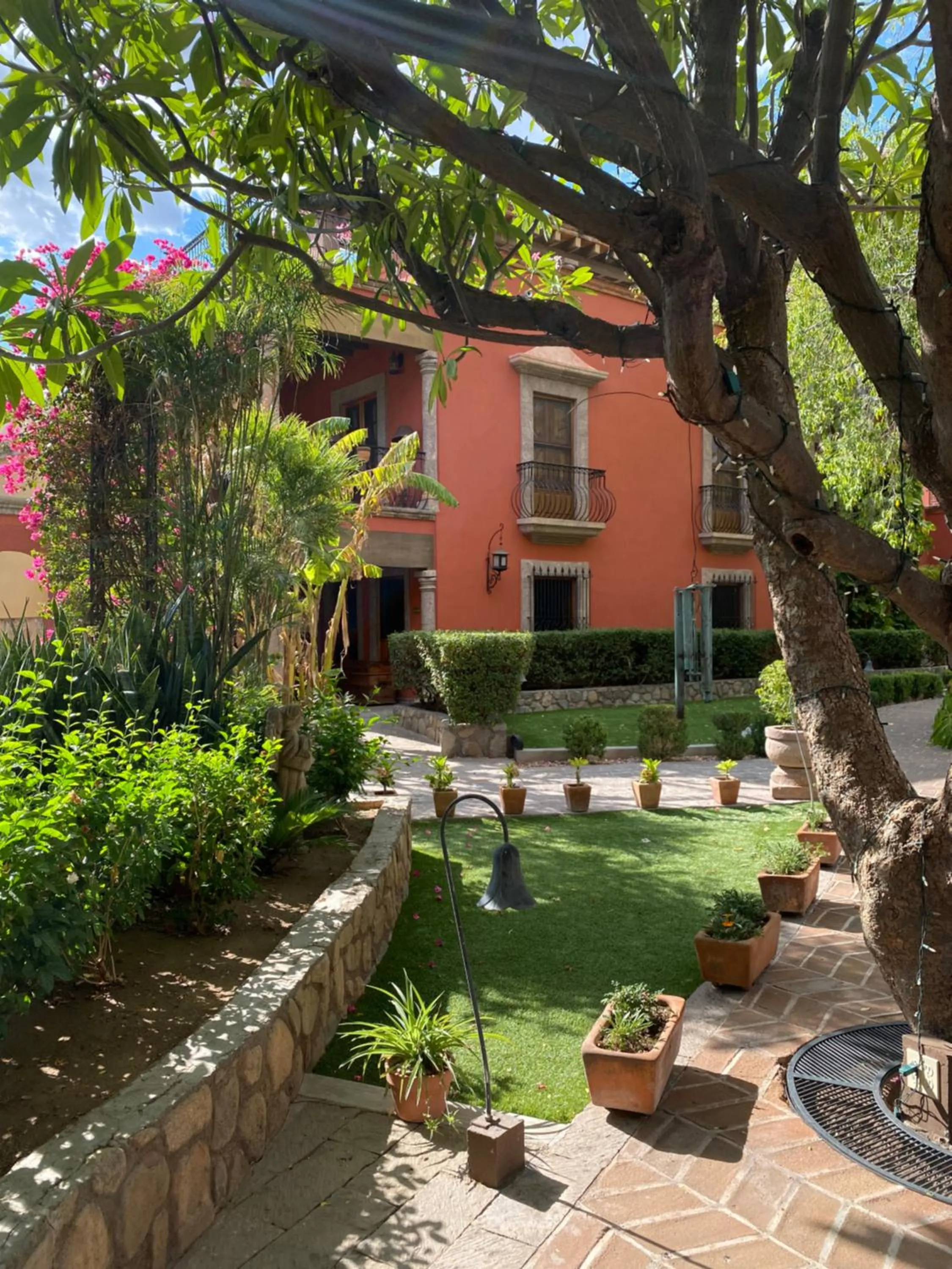 Property building in Hacienda de los Santos