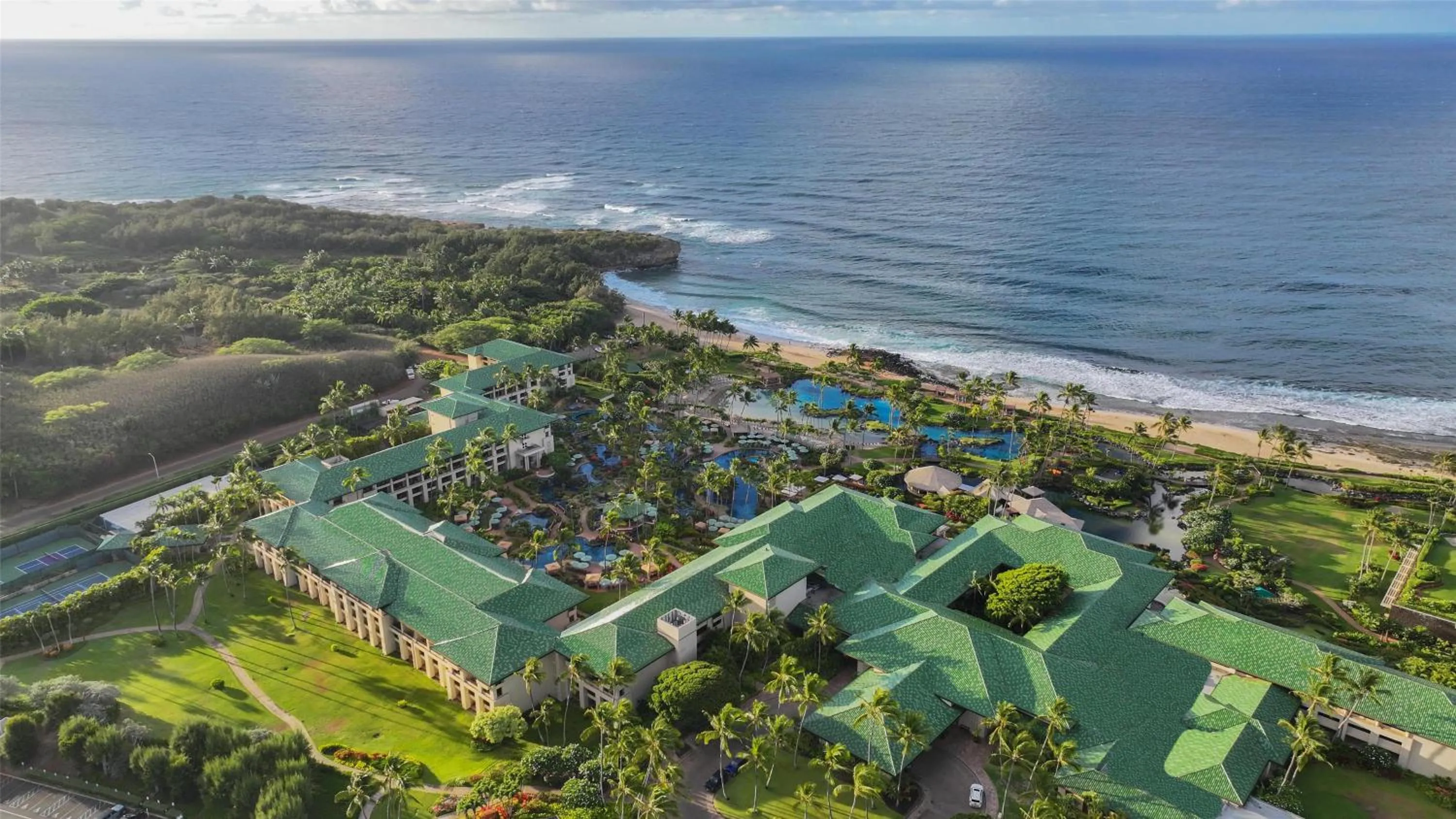 Property building in Grand Hyatt Kauai Resort & Spa