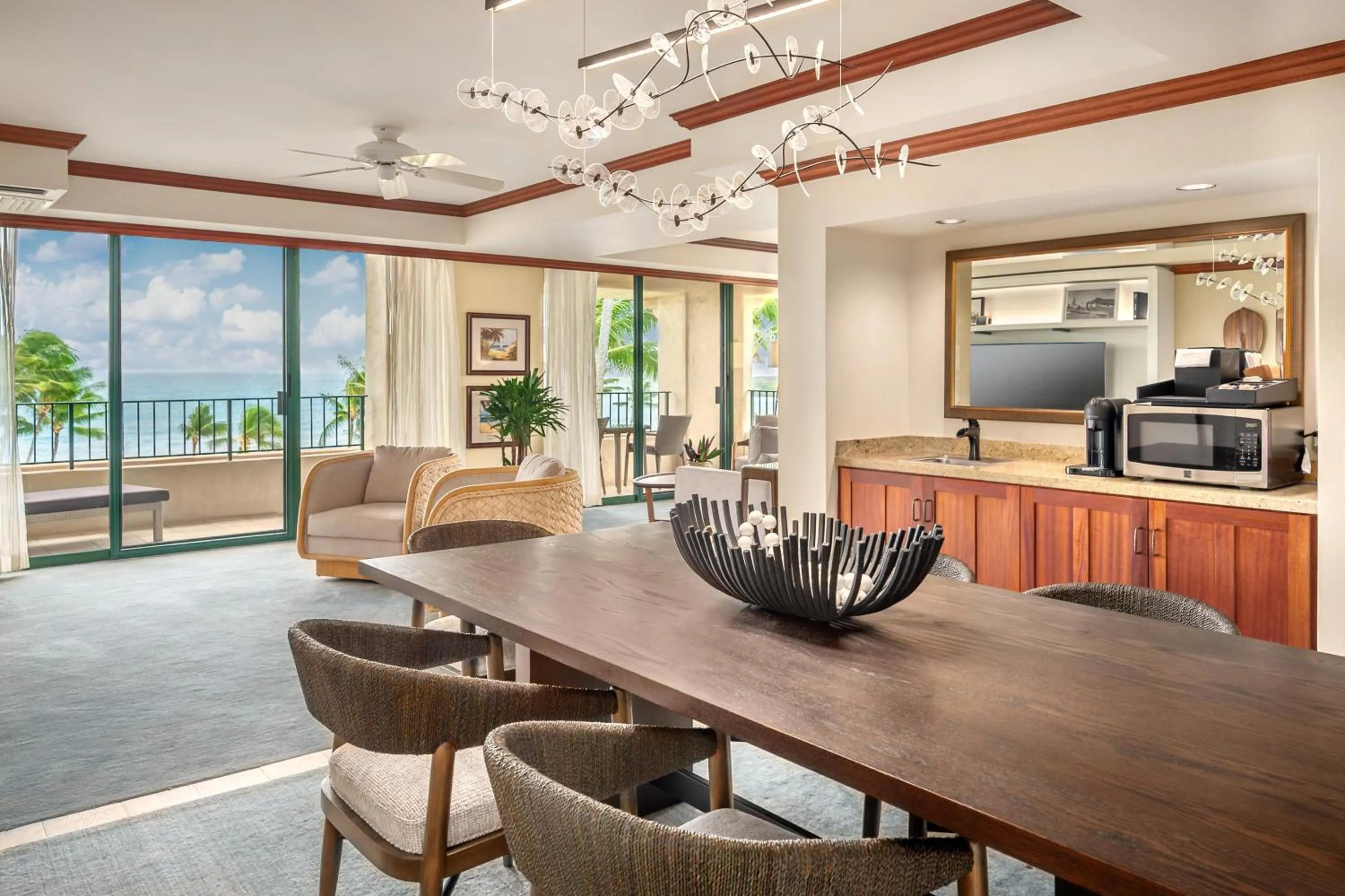 Photo of the whole room in Grand Hyatt Kauai Resort & Spa